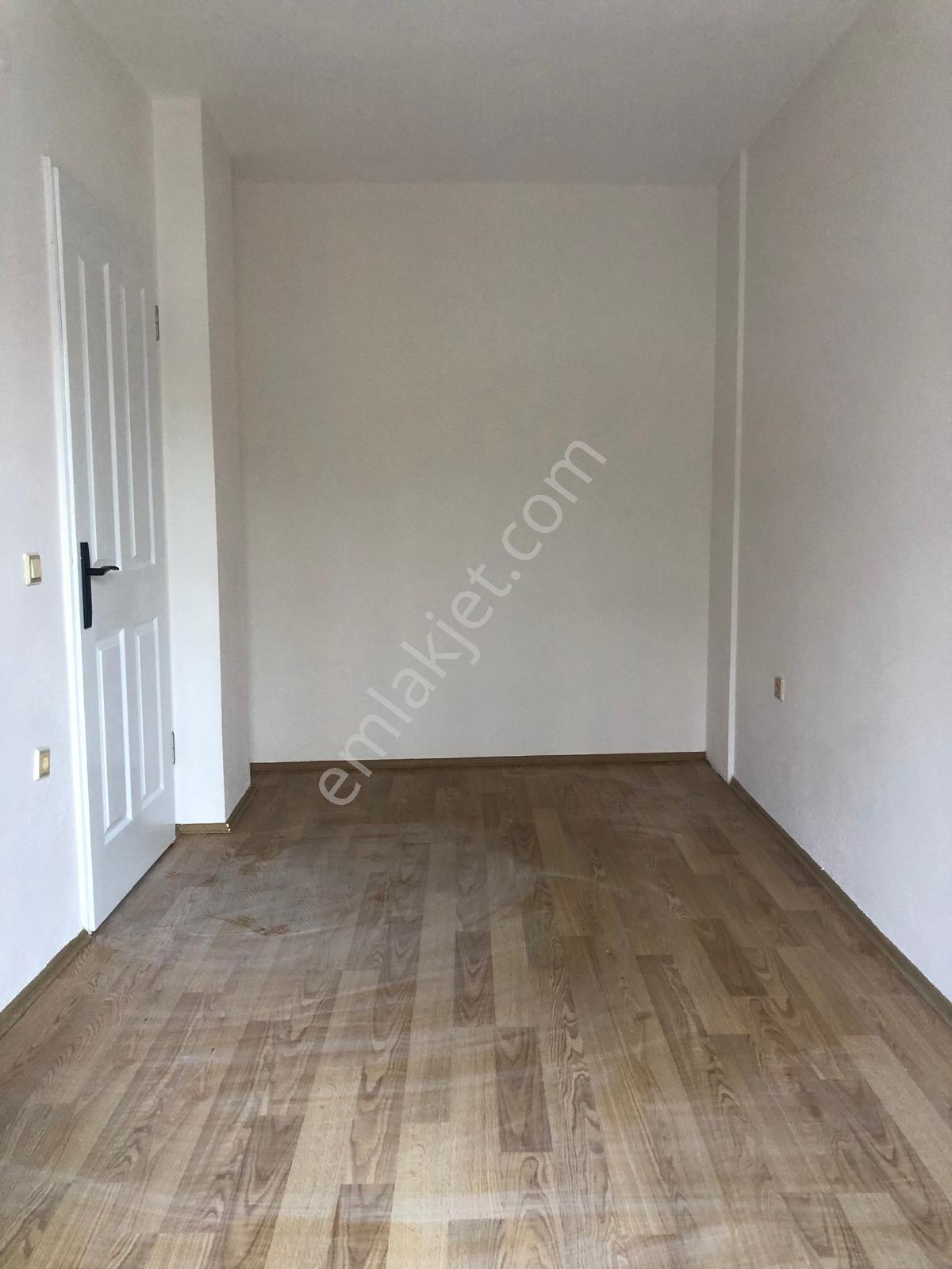 Güzelbahçe Kolejler Bölgesinde , Kapalı Mutfaklı, Ebebeyn Banyolu 3+1 Villa Satılık. - Görsel 12