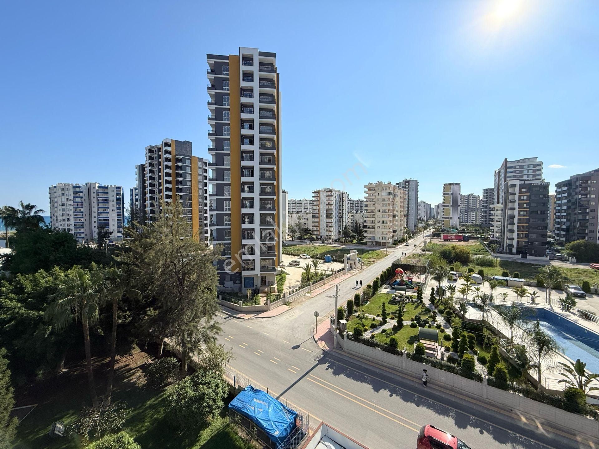 Arve'den Tece'de Sahile Yakın,havuzlu Ve Konforlu 1+1