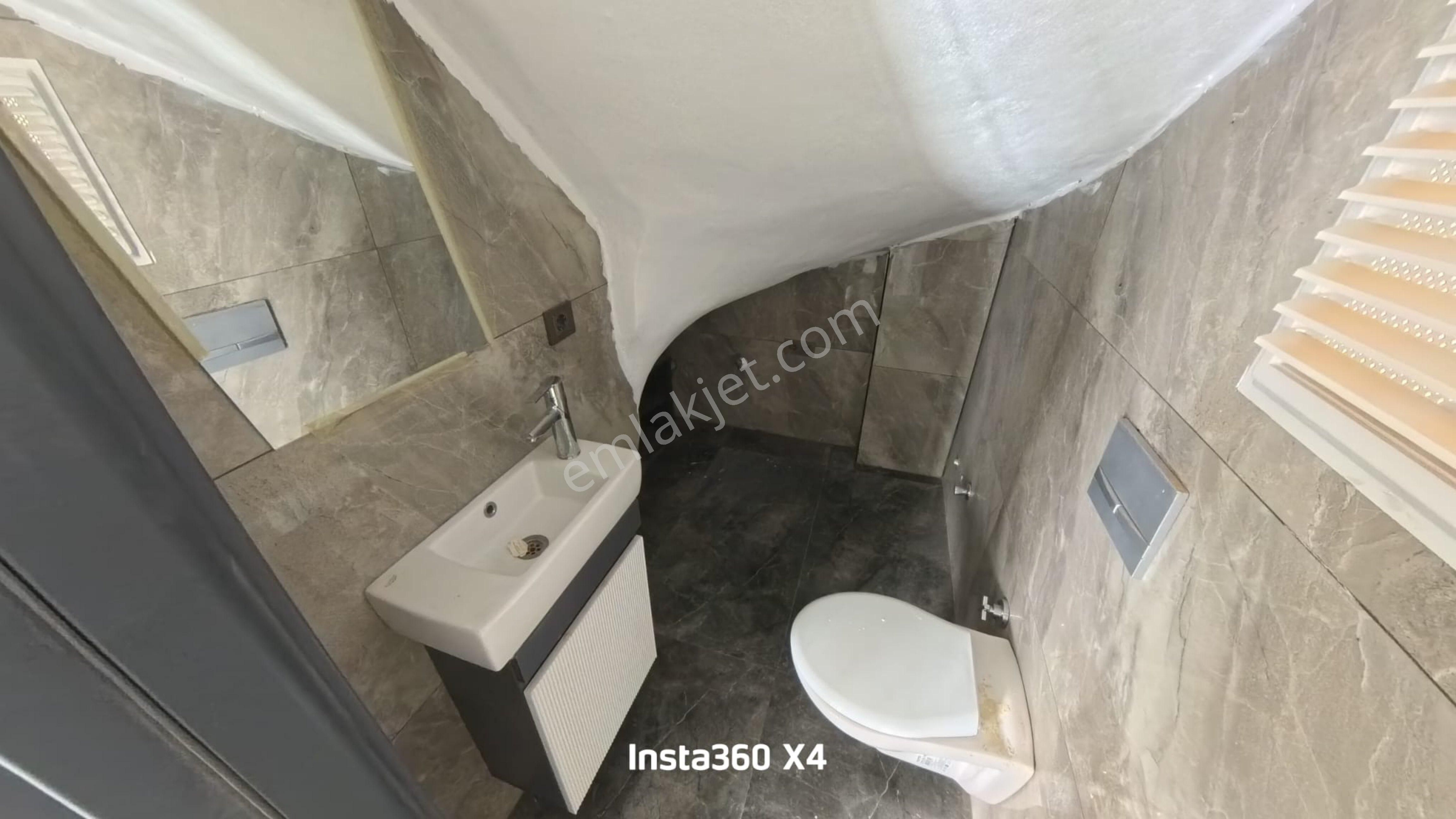 Havuzlu Özel Sitede Müstakil 3+1 Villa - Görsel 27