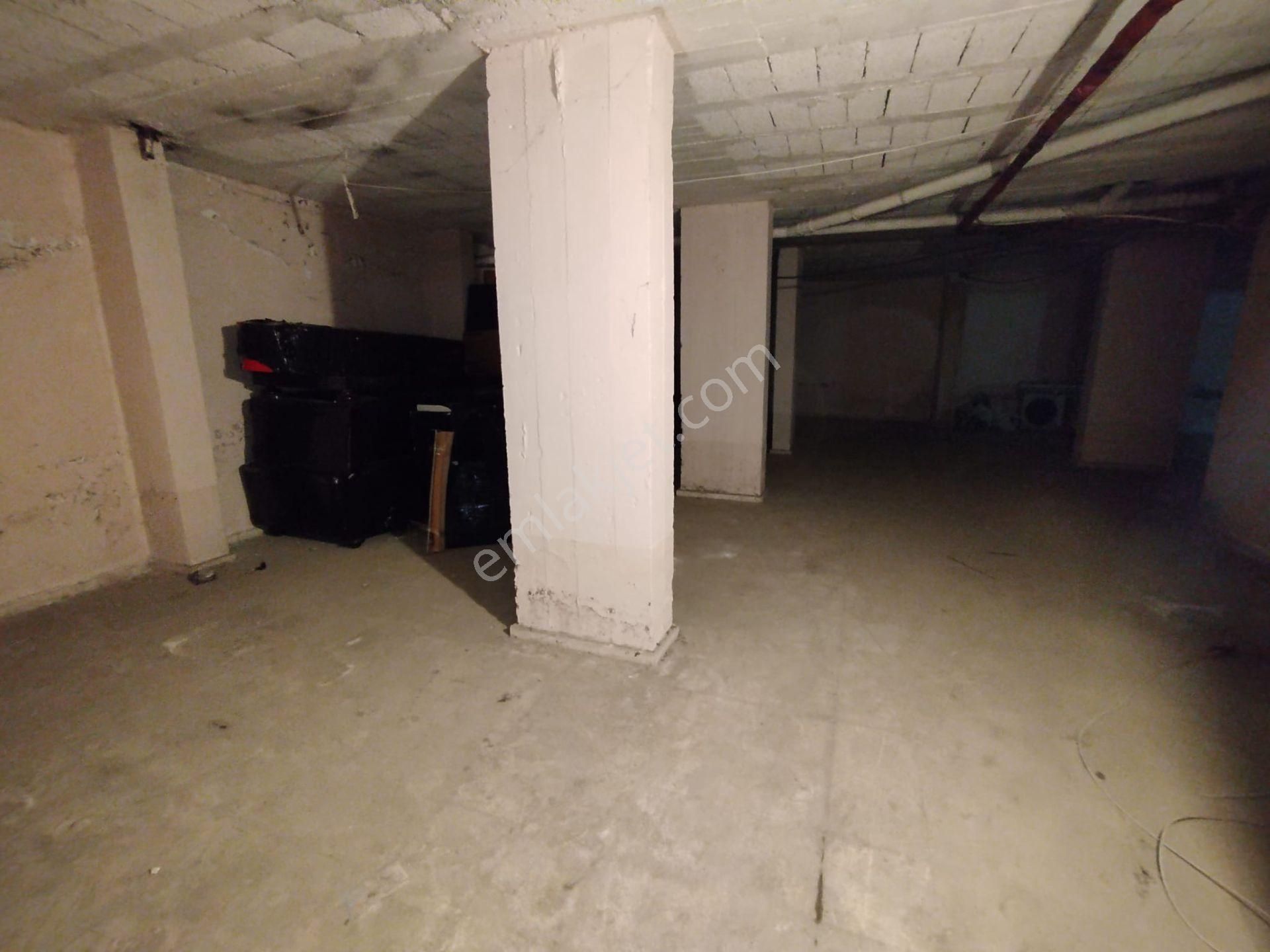 Zorlu Gayrimenkul'den Reşatbey Cumhuriyet Cad. Satılık Depo ** 375 Mt2 ** - Görsel 9