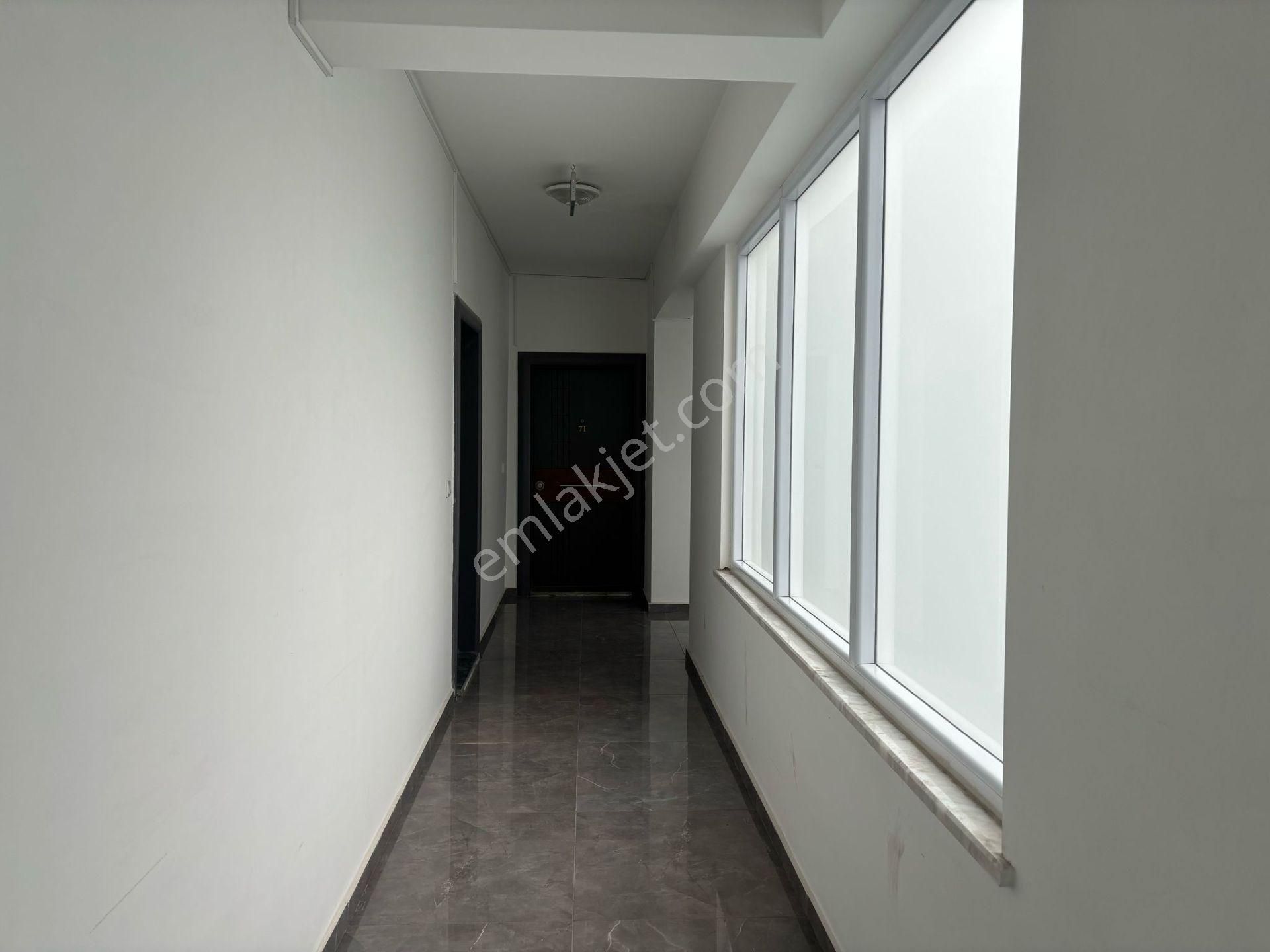 Çanakkale Merkez Troya Caddesinde Satılık 1+1 Daire - Görsel 10