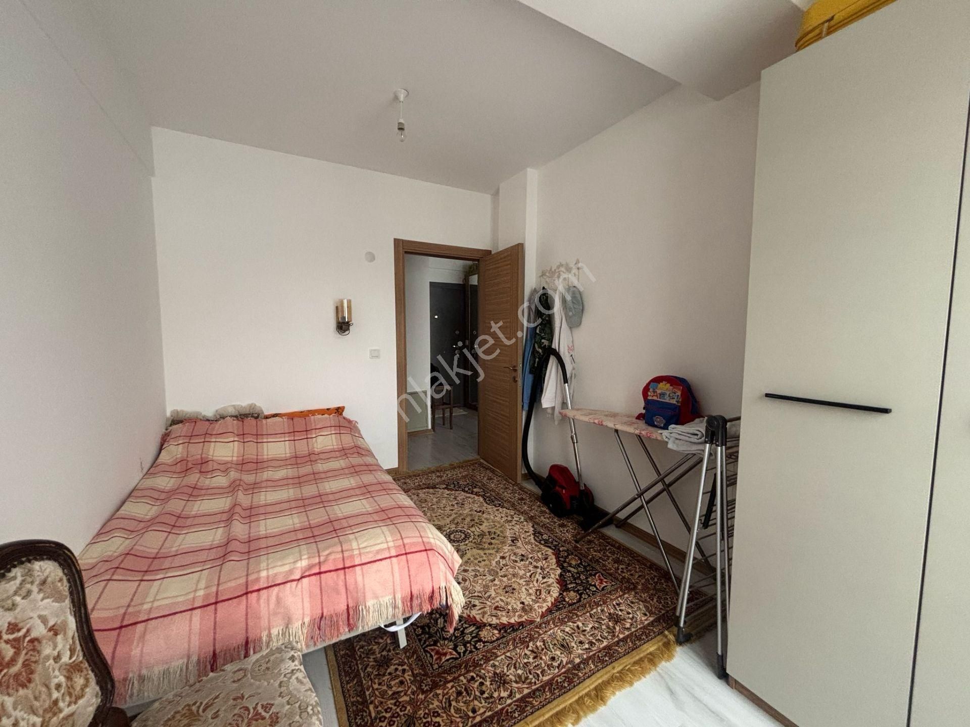 Çanakkale Merkez Troya Caddesinde Satılık 1+1 Daire - Görsel 28