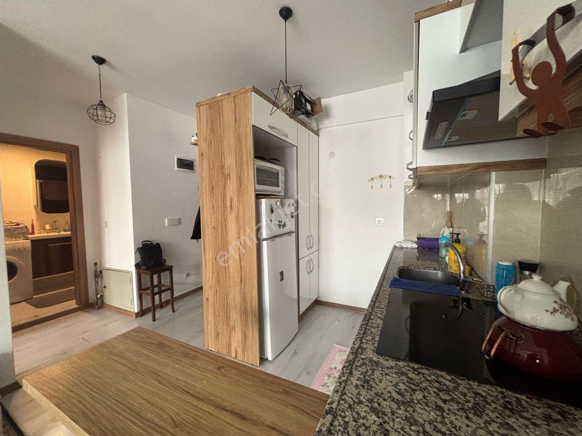 Çanakkale Merkez Troya Caddesinde Satılık 1+1 Daire - Görsel 17