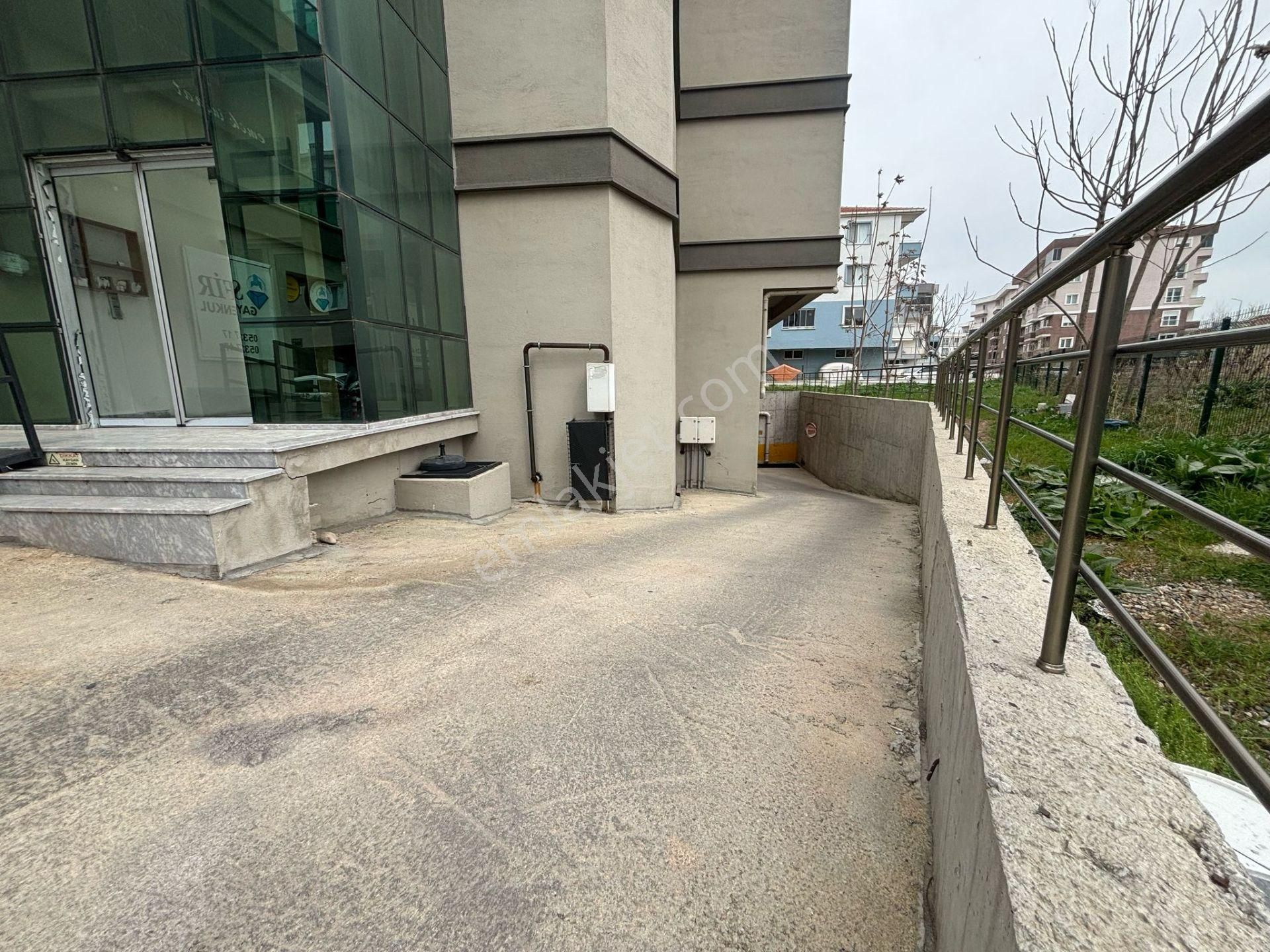 Çanakkale Merkez Troya Caddesinde Satılık 1+1 Daire - Görsel 6