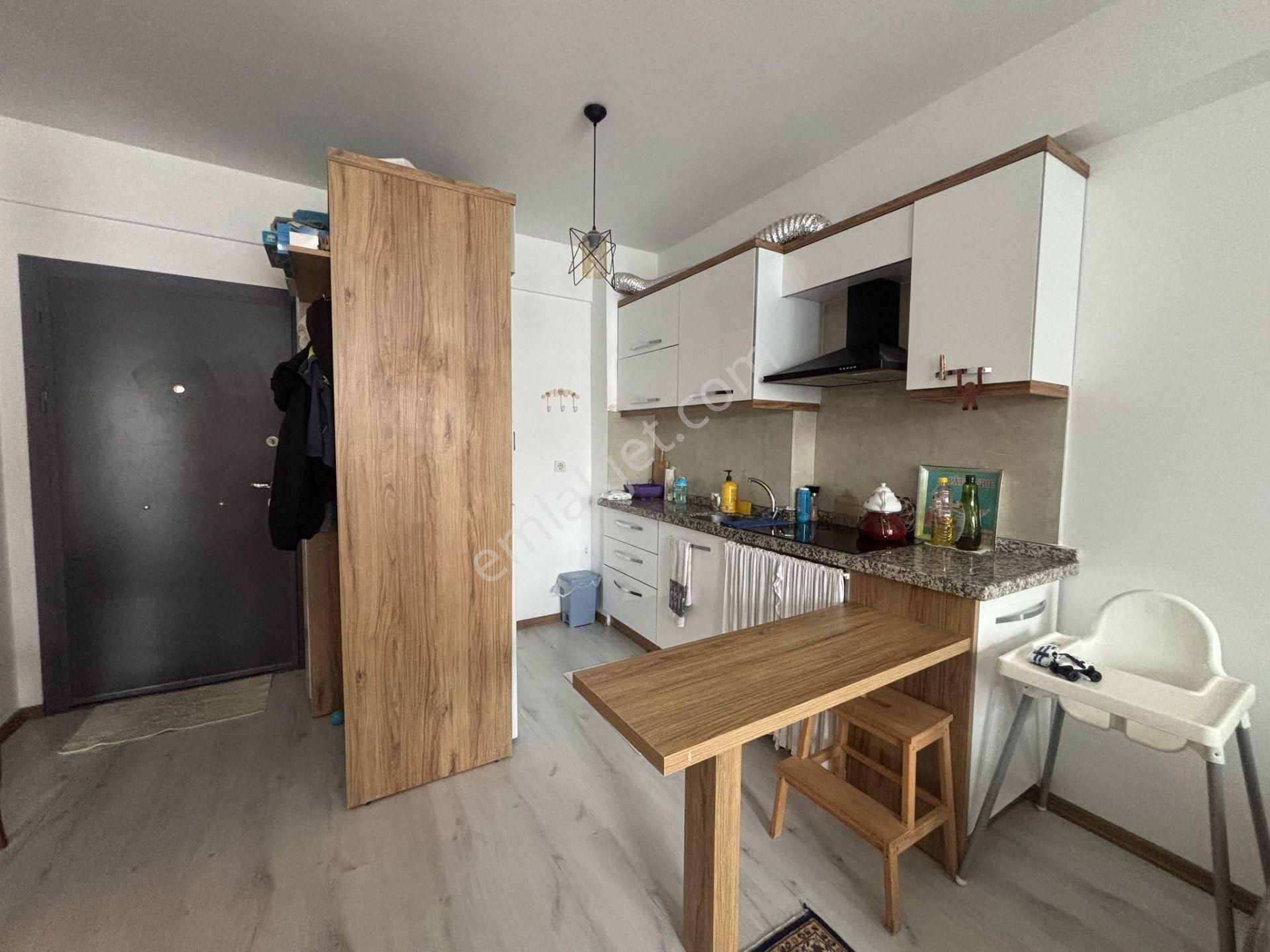 Çanakkale Merkez Troya Caddesinde Satılık 1+1 Daire - Görsel 23