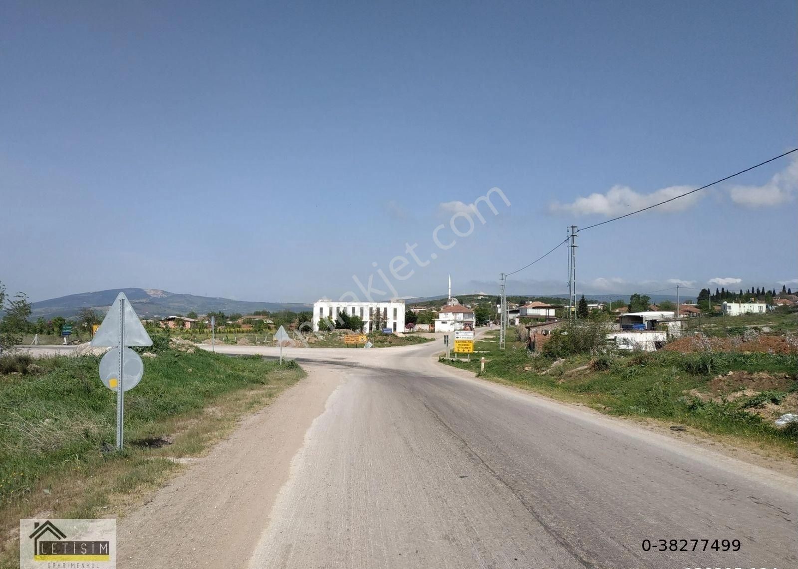 Bursa Karacabey Harmanlı'da Villa İmarlı 581 Metrekare Müstakil Köşe Arsa - Görsel 6