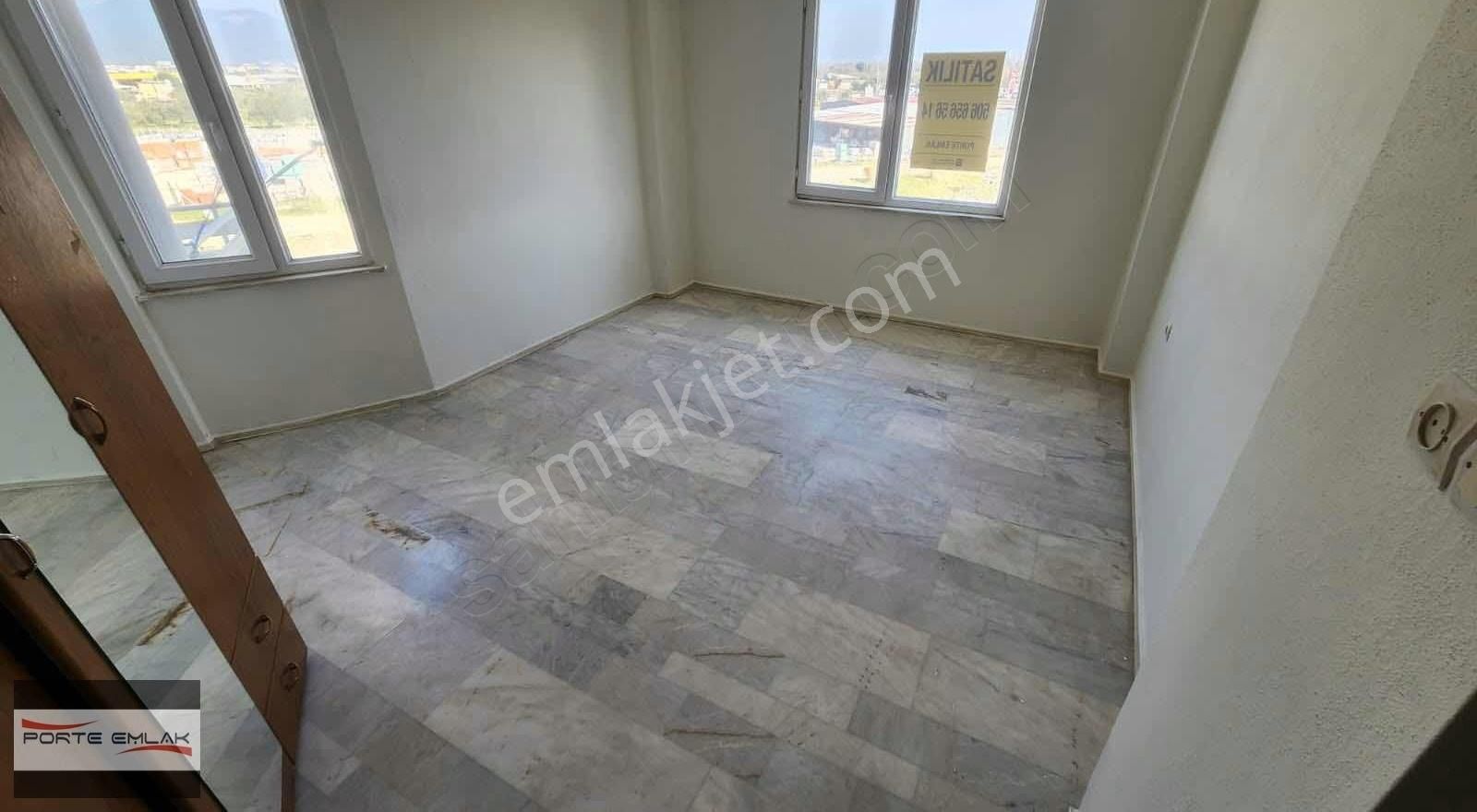 *akçay Porte Emlaktan Merkezi Knmlu 2+1 Ön Cephe Kelepir Daire
