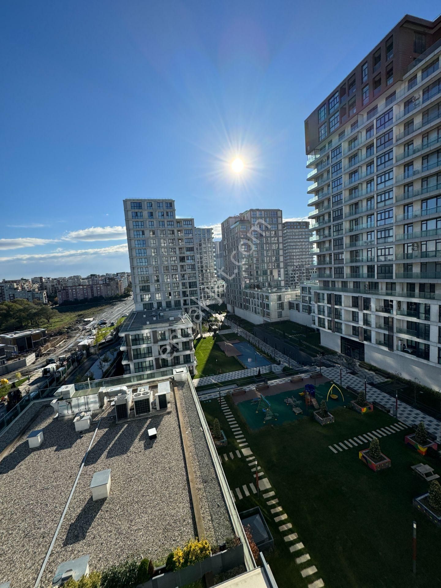 Bahçeşehir Strada 1. Etap Satılık 160 M2 Geniş Balkonlu Boş 3+1 - Görsel 3