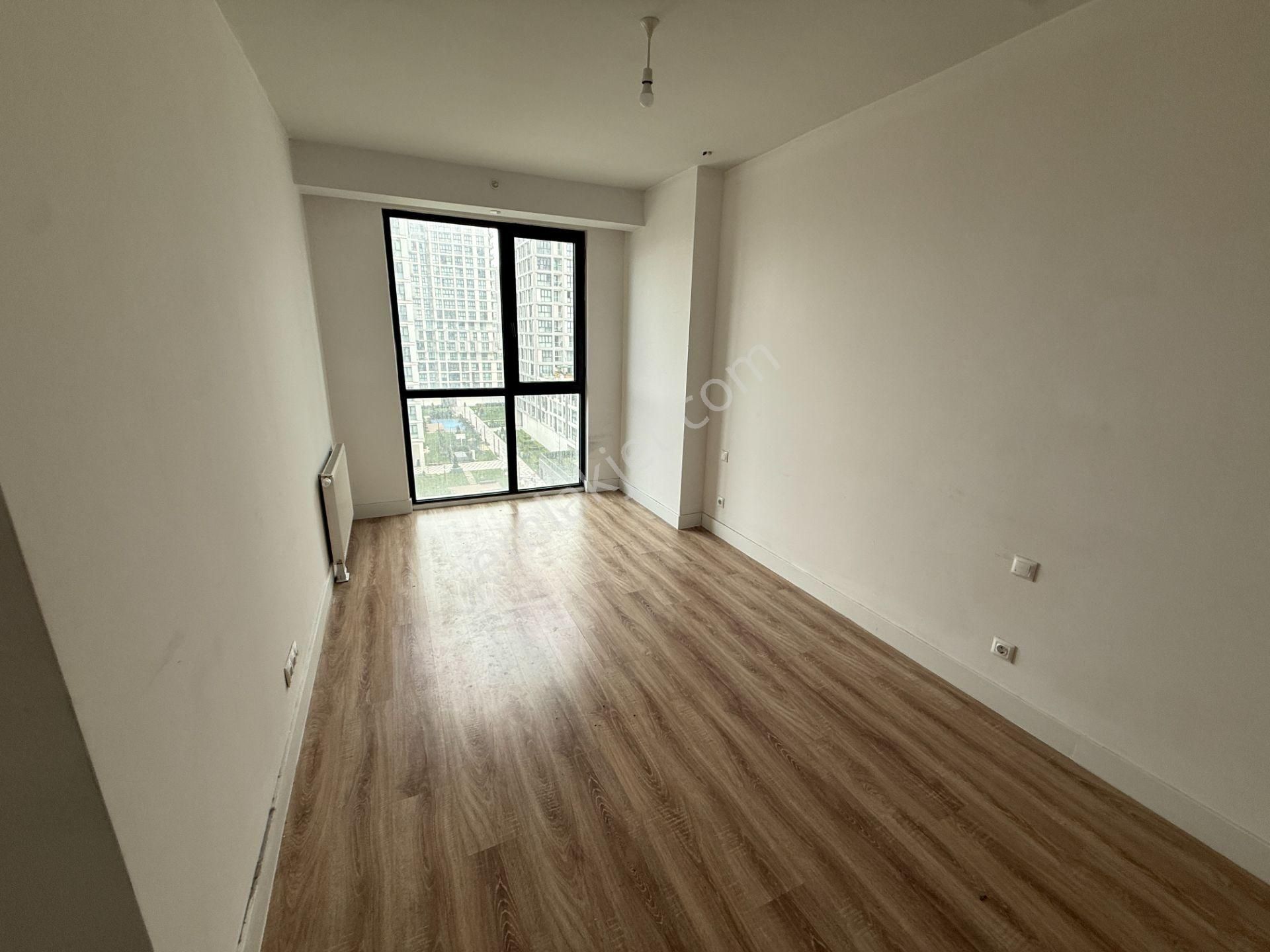 Bahçeşehir Strada 1. Etap Satılık 160 M2 Geniş Balkonlu Boş 3+1 - Görsel 18