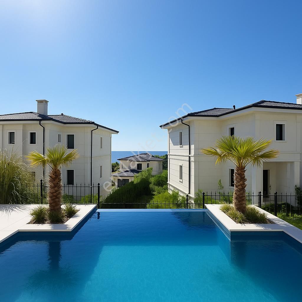 **rs Netten** Hamam Saunalı Özel Havuzlu Lüks Satılık 4+1 Villa