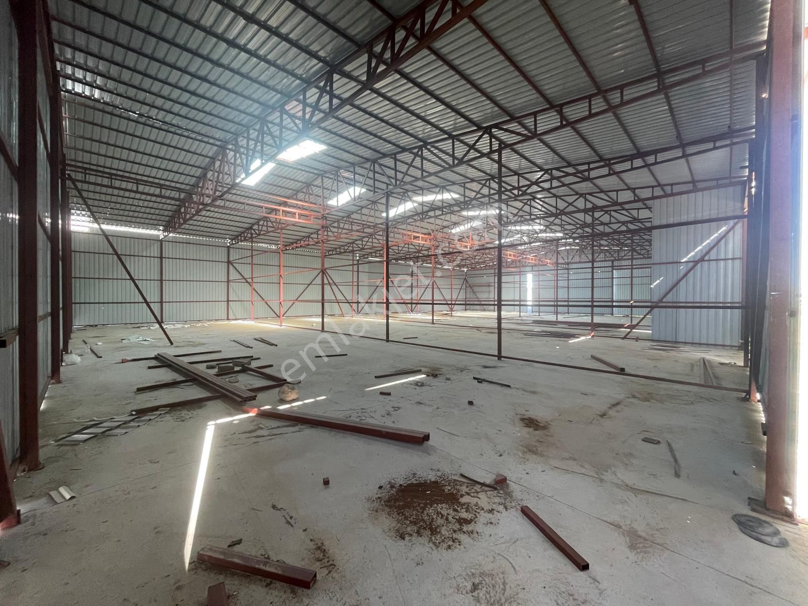 Lefkoşa Haspolat Bölgesinde Satılık Depo - Görsel 4