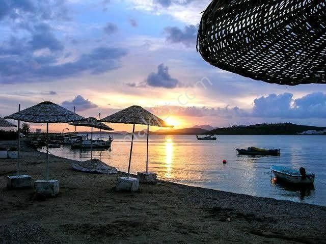 Satılık Müstakil Bahçeli Yeni Villa Denize Yakın Özel Plajlı Ev - Görsel 27