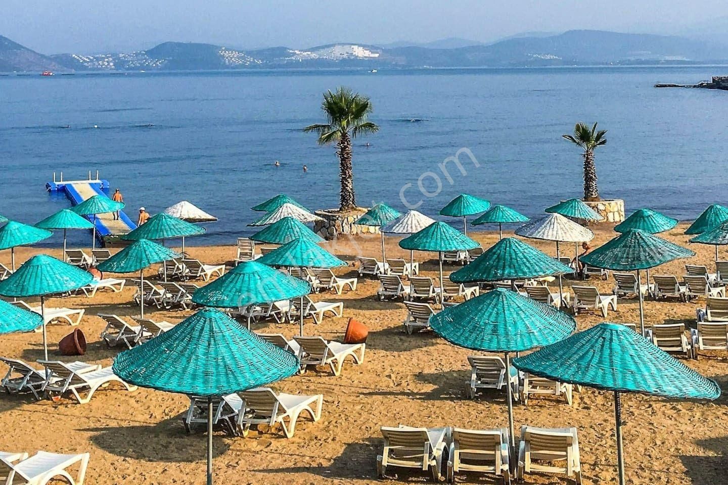 Satılık Müstakil Bahçeli Yeni Villa Denize Yakın Özel Plajlı Ev - Görsel 28