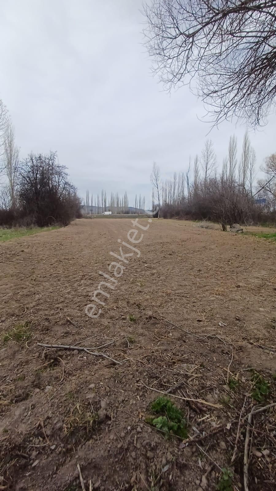 Antalya Yoluna Sıfır Satılık Tarla - Görsel 5