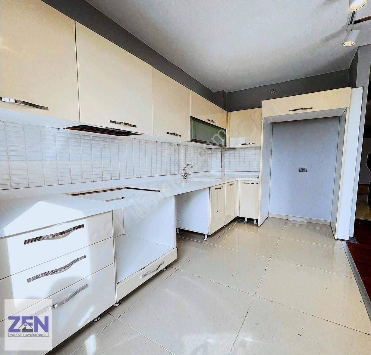 Site İçinde Sosyal Aktiviteli Merkezi Konumda 2+1 Satılık Daire - Görsel 6