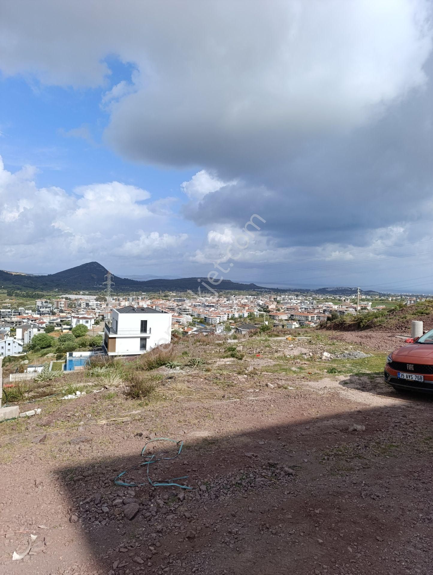 Güzelbahçe Yelki’de Köşe Parsel, Deniz Ve Şehir Manzaralı Satılık Arsa - Görsel 11