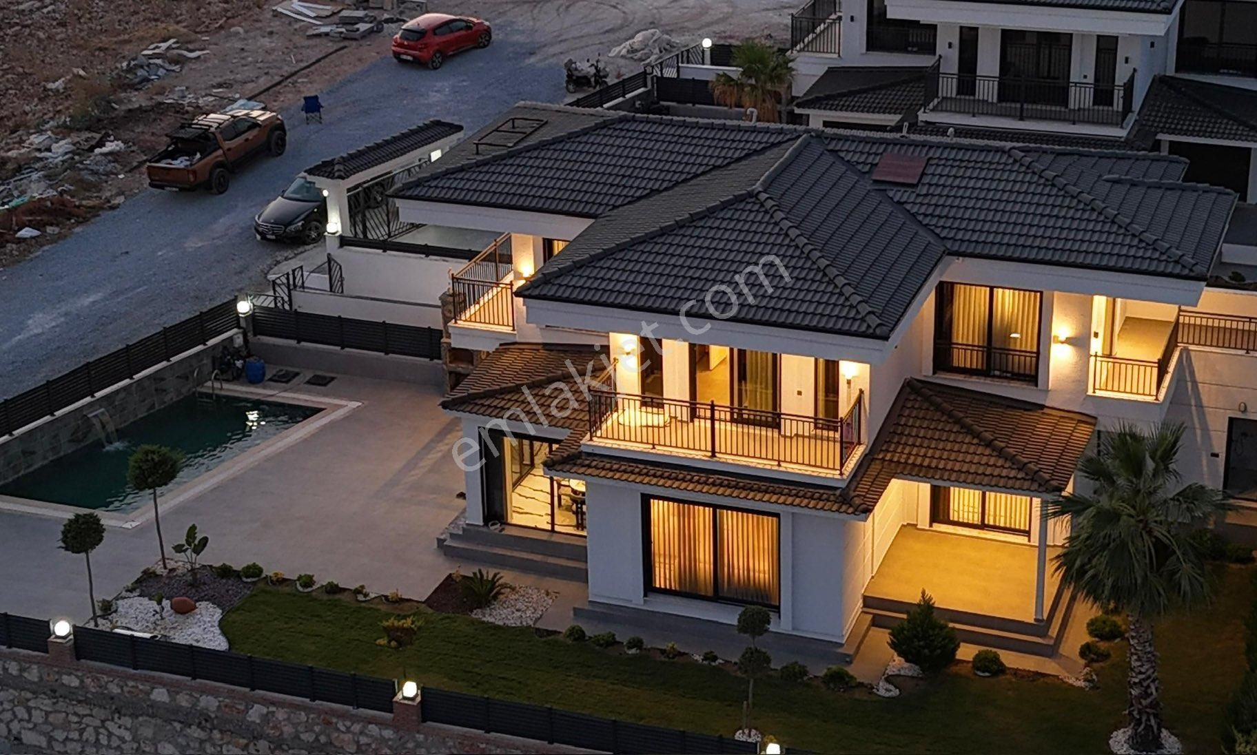 Didimde Deniz Ve Ada Manzaralı Satılık 6+1 Lüx Villa - Görsel 2