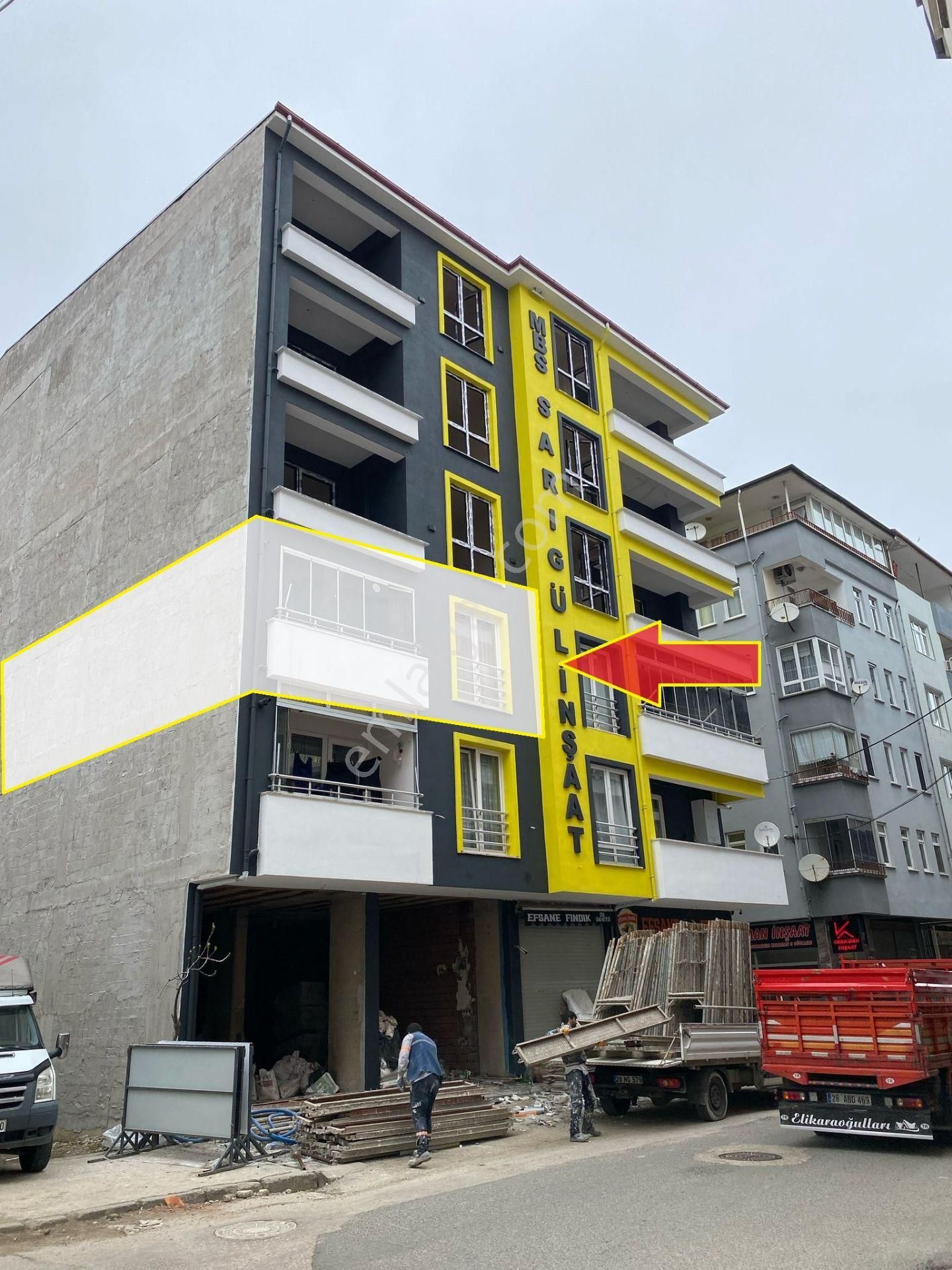 Yeni /// İhsaniyede Geniş 2+1 120m2 2.kat Araç Takaslı