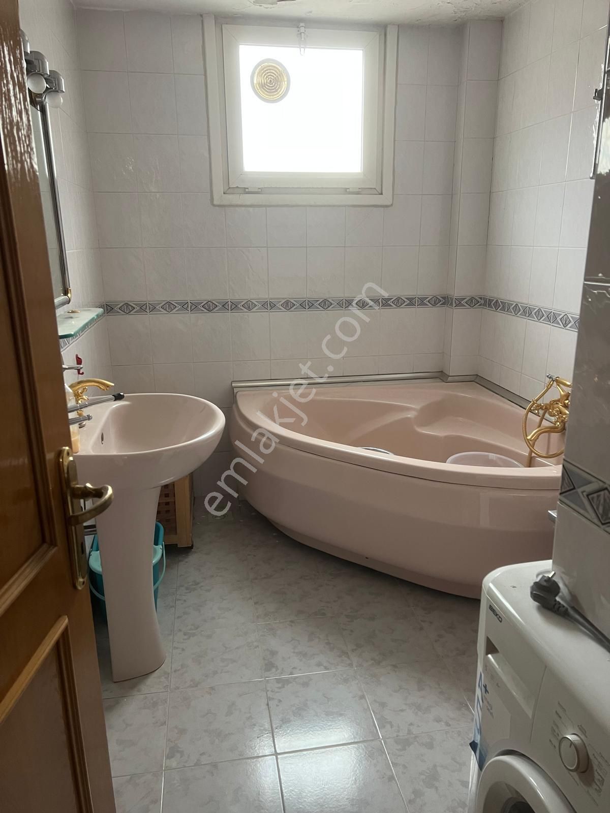 Pendik Sahilde Çarşı Girişinde 3.kat Satılık 3+1 Daire - Görsel 21