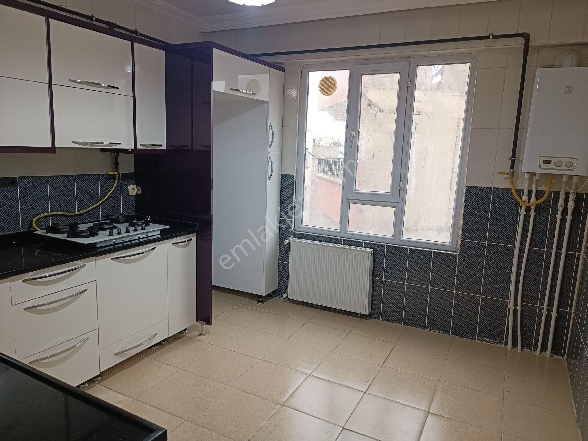 Sahibnden Şanlıurfa/haliliye/ Şairnabi Mah. 4 Odalı Doğalgazlı Kiralık Daire