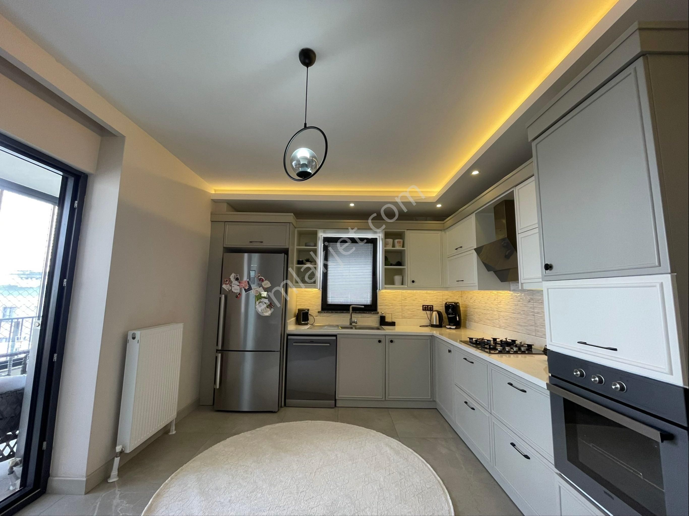 Evim-nur’dan Körfez Mh. 3+1 150 M2 Deniz Manzaralı Giyinme Odalı Fırsat Daire..