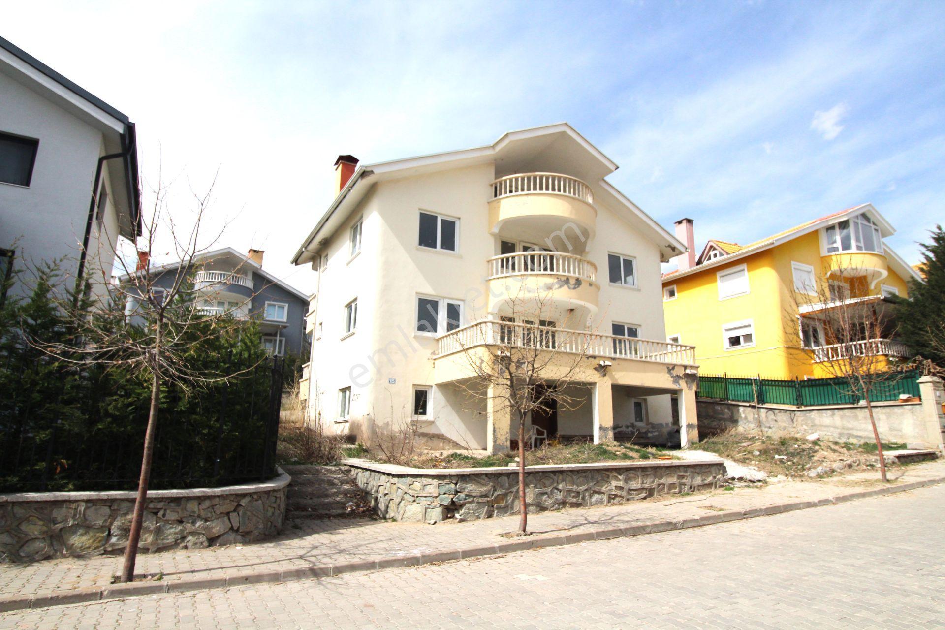 Yaşamkent Satılık Natamam Villa 5+2 650m2 Özlükent Alacaatlı Çankaya - Görsel 22