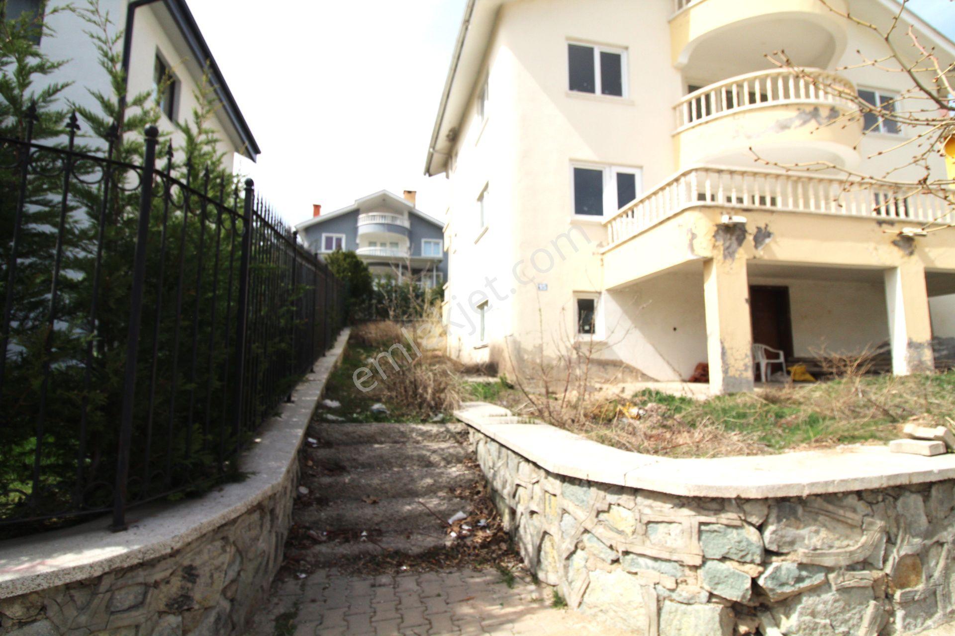 Yaşamkent Satılık Natamam Villa 5+2 650m2 Özlükent Alacaatlı Çankaya - Görsel 16