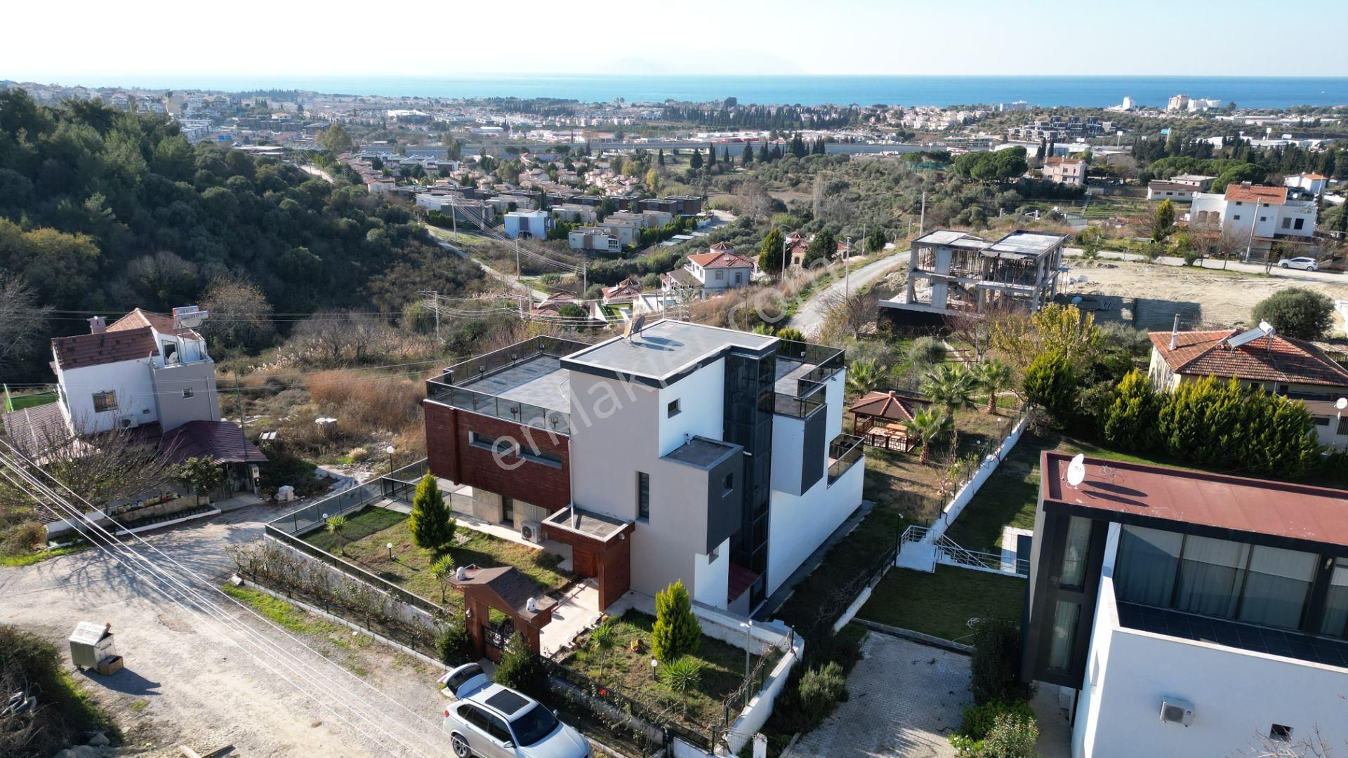 Full Manzara-acık/kapalı Havuz-sauna-bahçe-kapalı Garaj-asansor-1100 M2-7+2-tamamı Müstakıl - Görsel 3