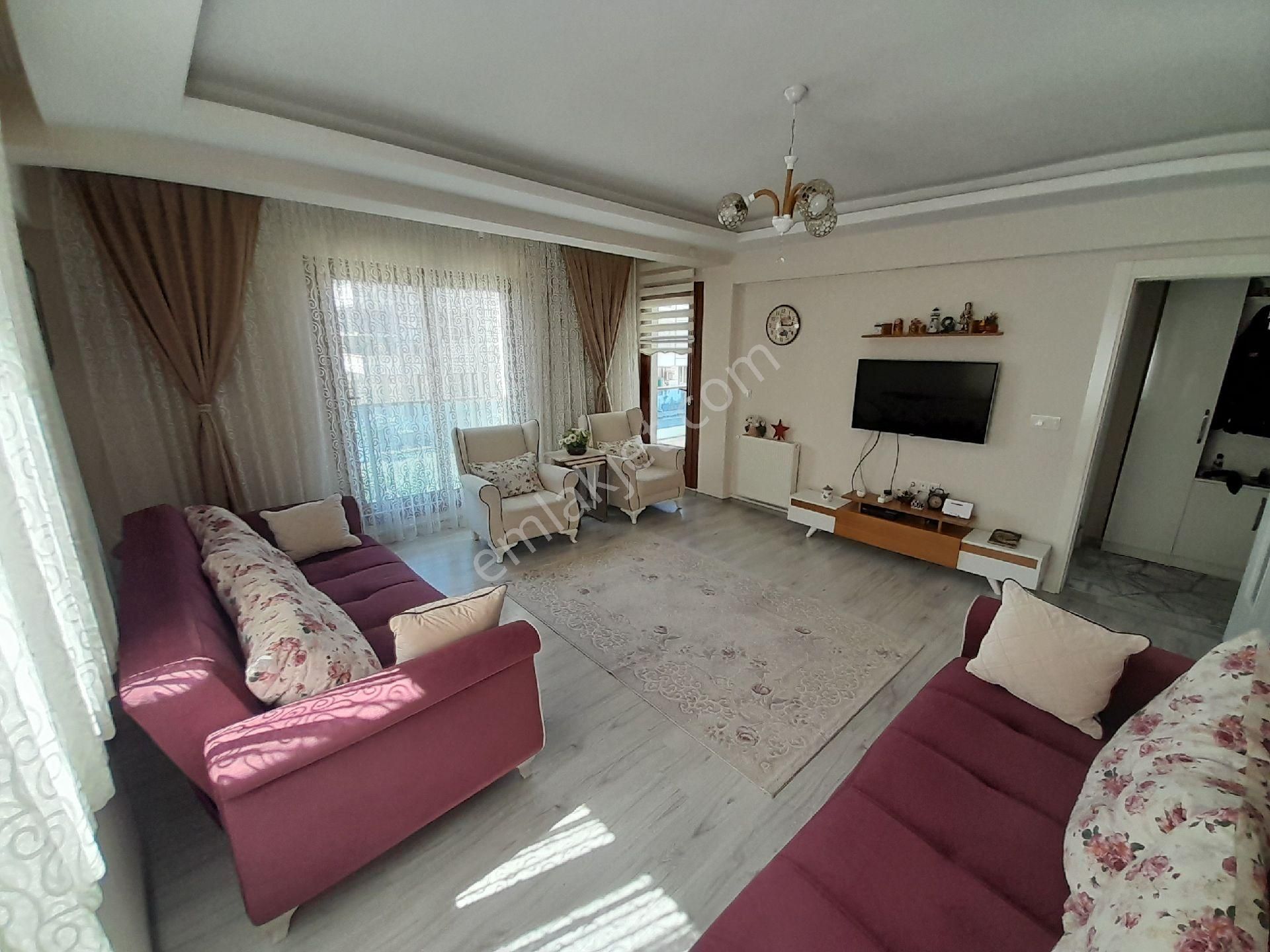 3+1 Doğalgazlı Otoparklı Lüx Daire - Görsel 3