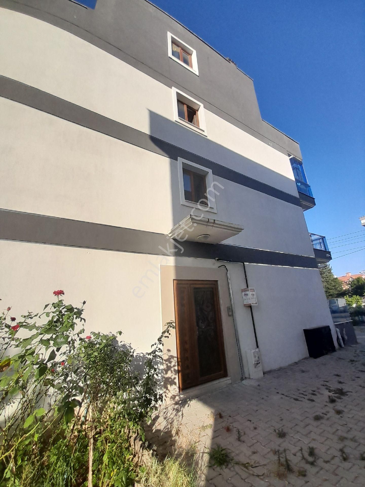 3+1 Doğalgazlı Otoparklı Lüx Daire - Görsel 22