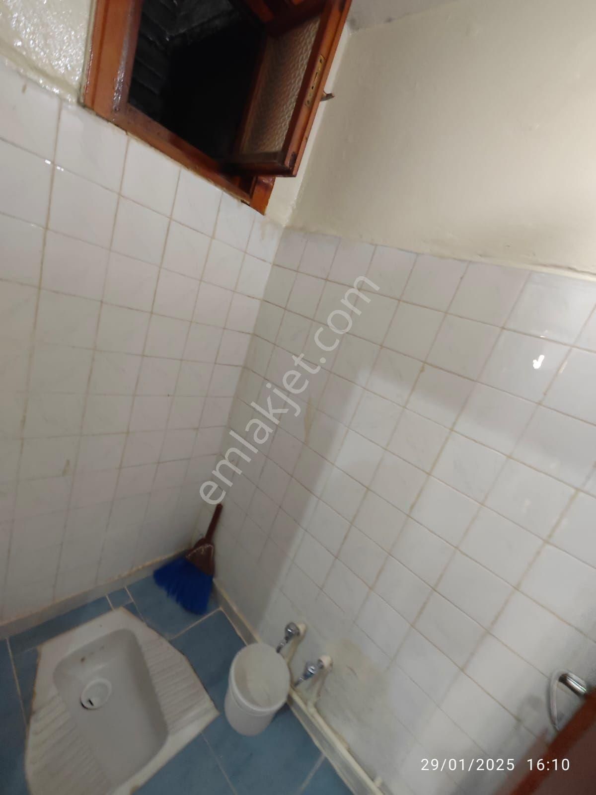 Akyol Gayrimenkul Den Satlık Müstakil Ev Boyno Mahallesinde Köşe Başı 3 Katlı - Görsel 31