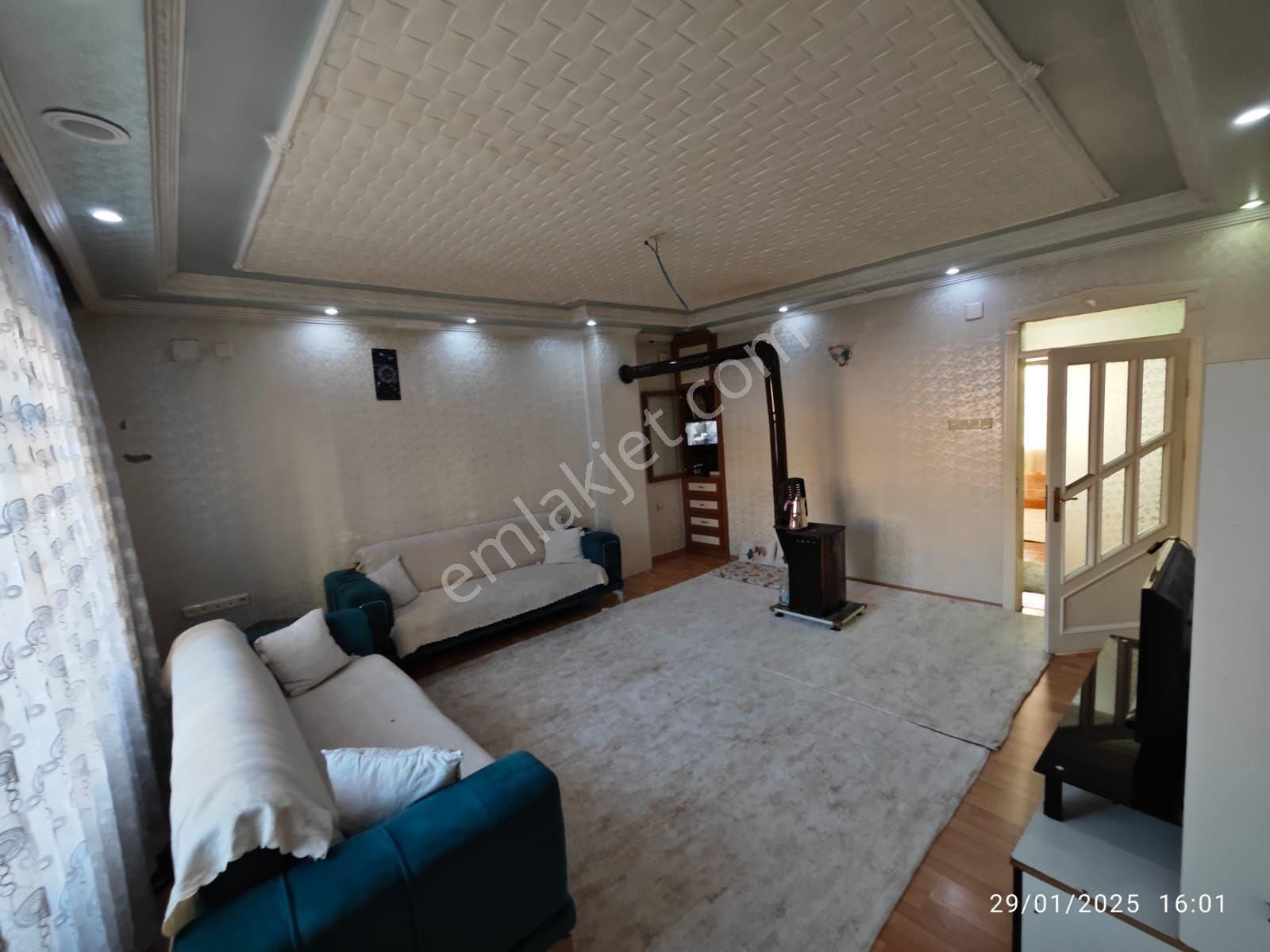 Akyol Gayrimenkul Den Satlık Müstakil Ev Boyno Mahallesinde Köşe Başı 3 Katlı - Görsel 11