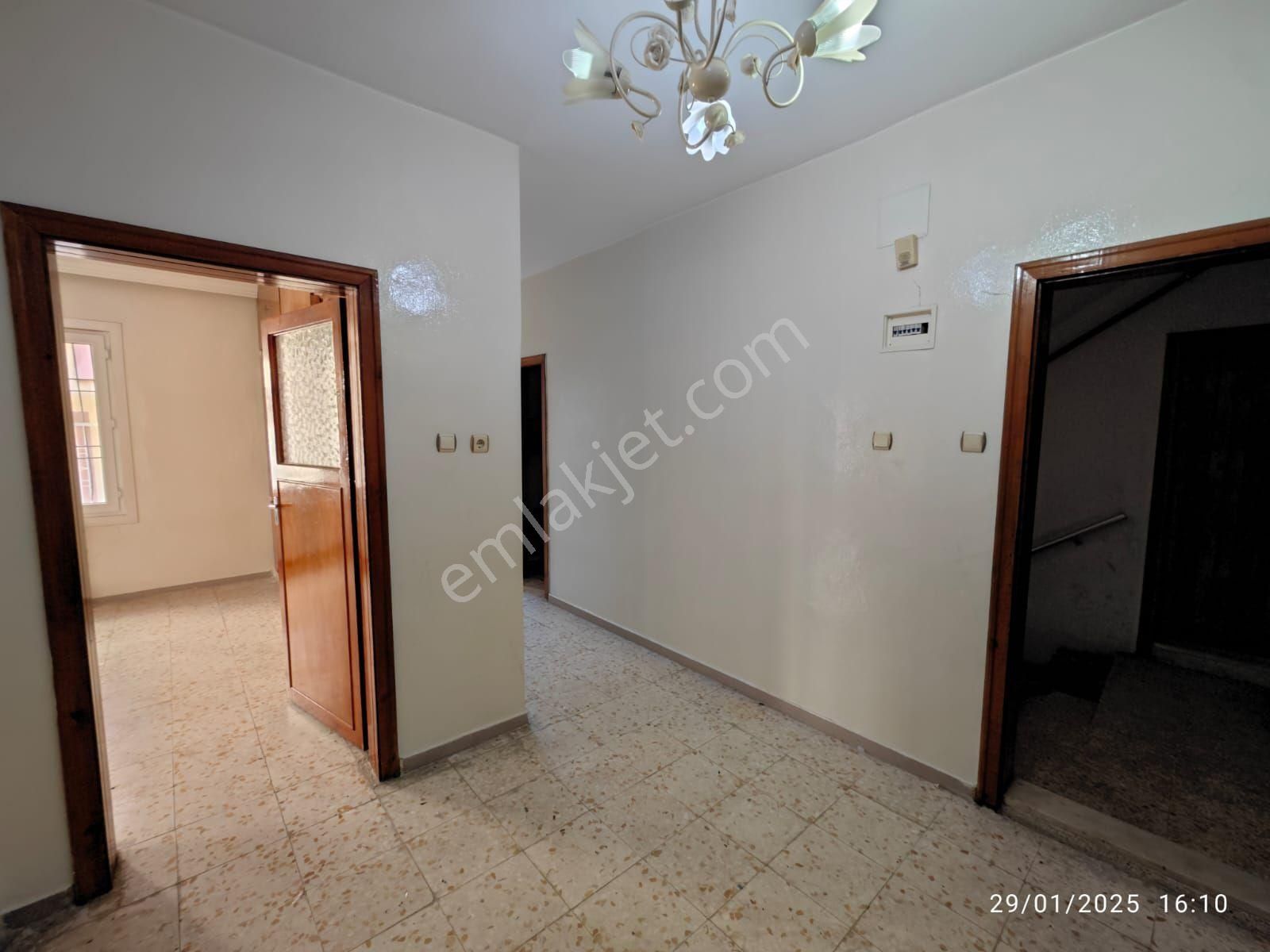 Akyol Gayrimenkul Den Satlık Müstakil Ev Boyno Mahallesinde Köşe Başı 3 Katlı - Görsel 22