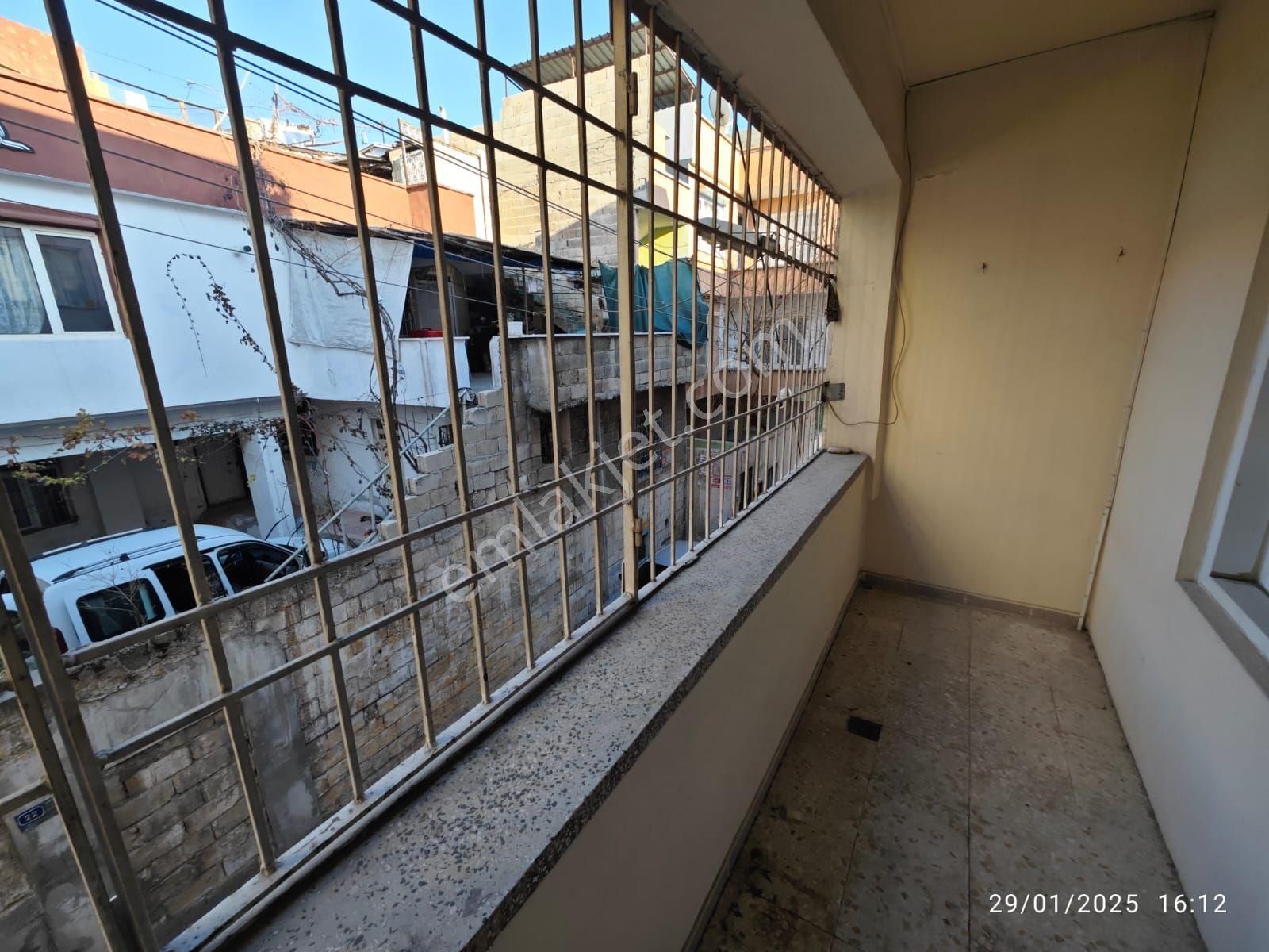 Akyol Gayrimenkul Den Satlık Müstakil Ev Boyno Mahallesinde Köşe Başı 3 Katlı - Görsel 29