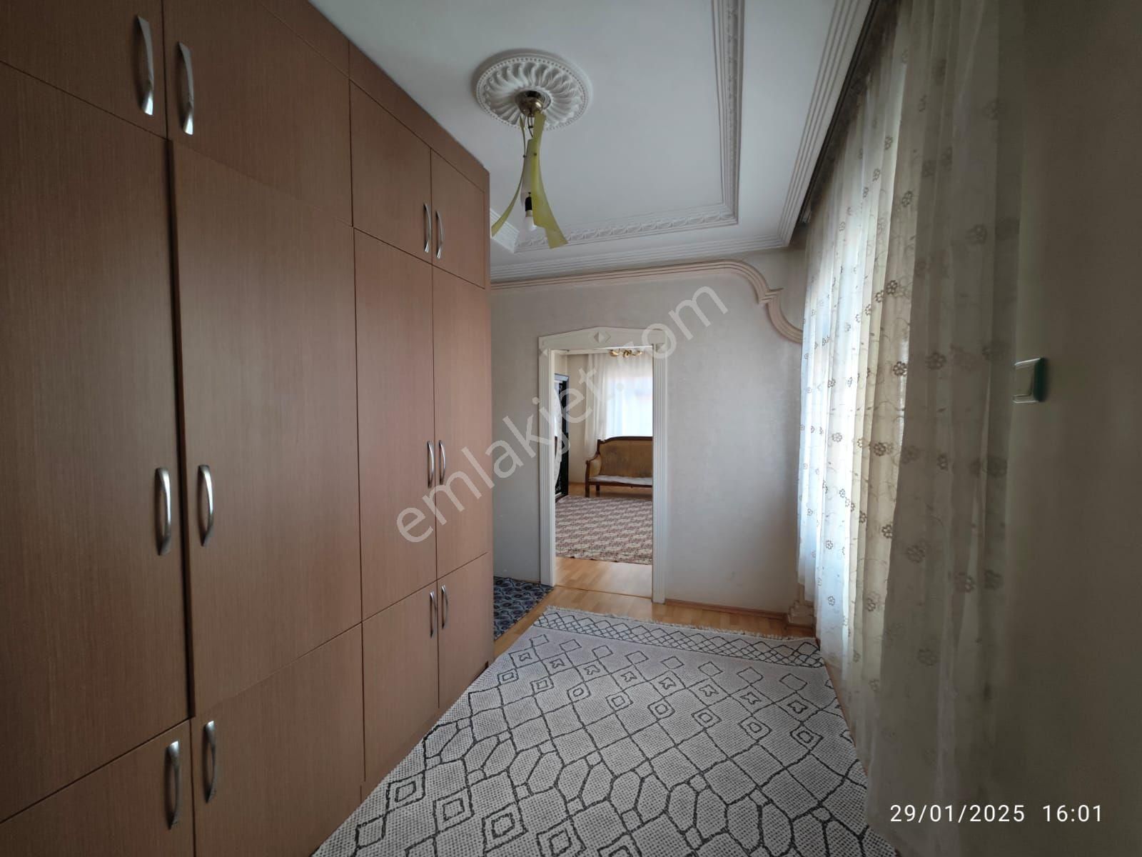 Akyol Gayrimenkul Den Satlık Müstakil Ev Boyno Mahallesinde Köşe Başı 3 Katlı - Görsel 12