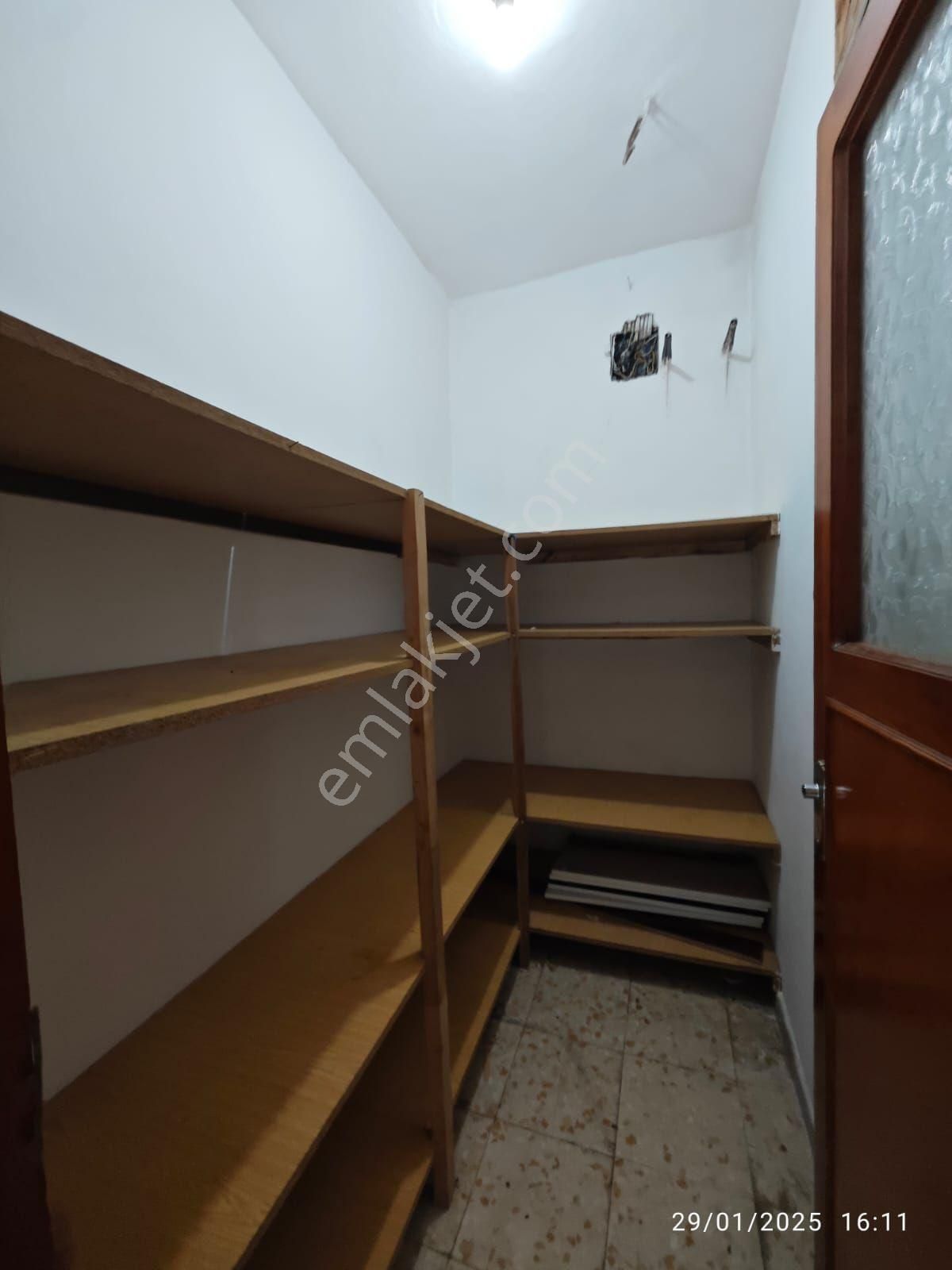 Akyol Gayrimenkul Den Satlık Müstakil Ev Boyno Mahallesinde Köşe Başı 3 Katlı - Görsel 24