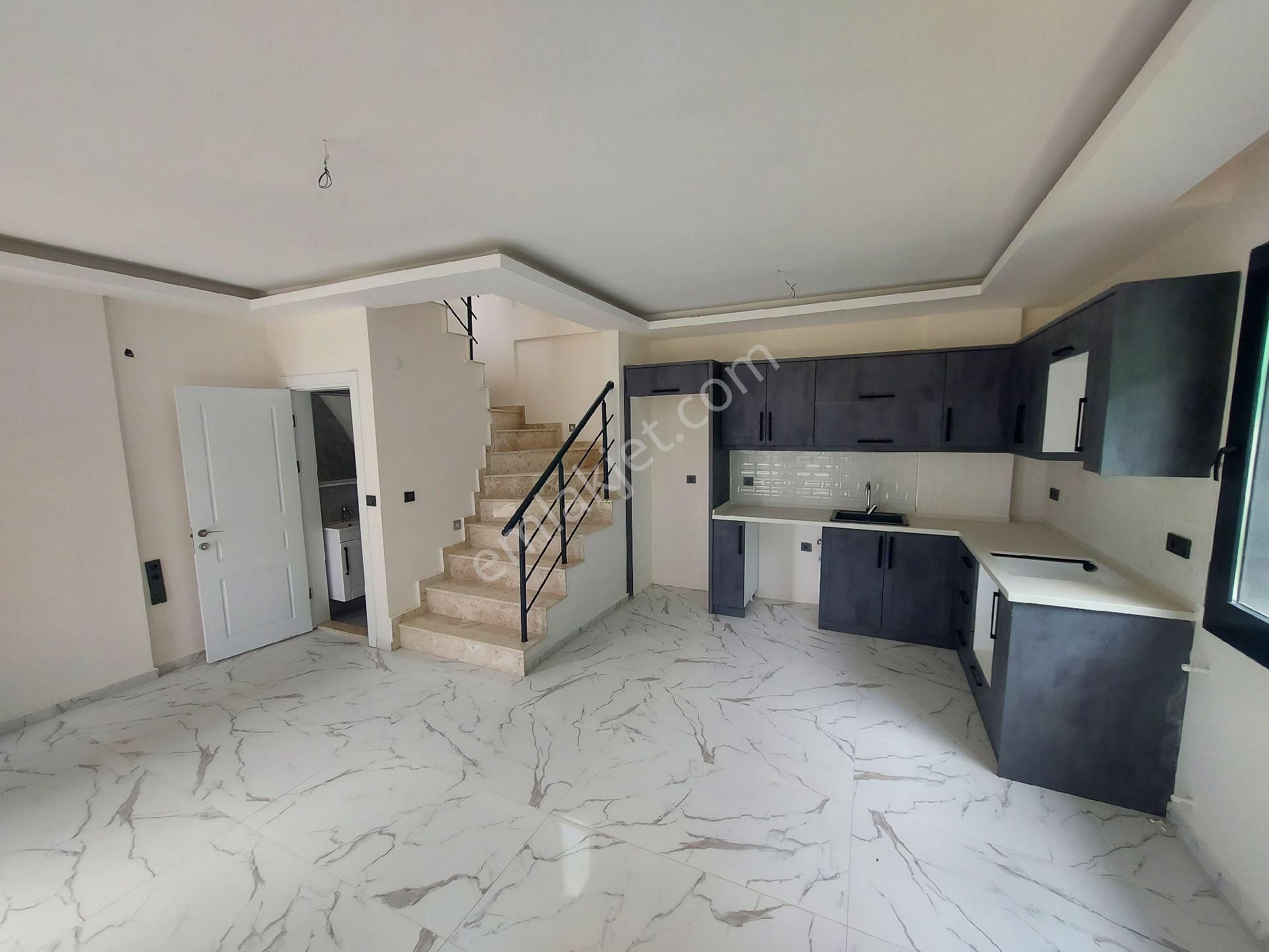 Seferihisar Ar Konutlarında Ebeveyn Banyolu Satılık Villa !!! - Görsel 9