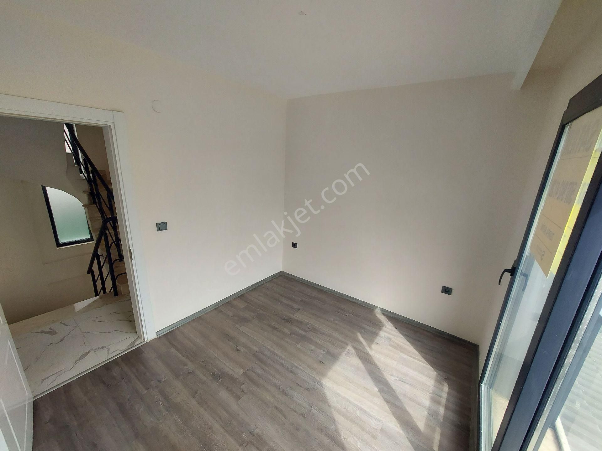 Seferihisar Ar Konutlarında Ebeveyn Banyolu Satılık Villa !!! - Görsel 15