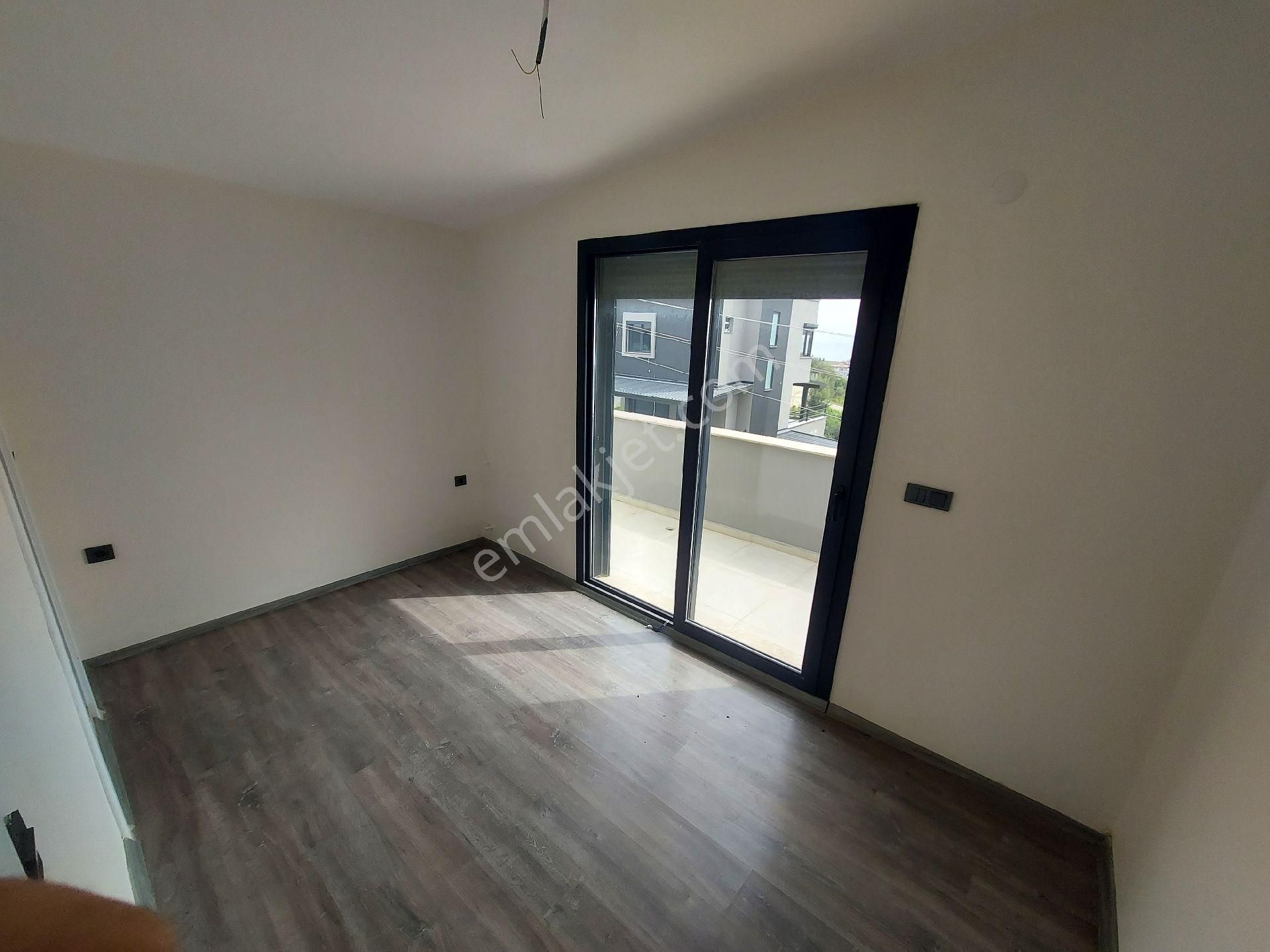 Seferihisar Ar Konutlarında Ebeveyn Banyolu Satılık Villa !!! - Görsel 27