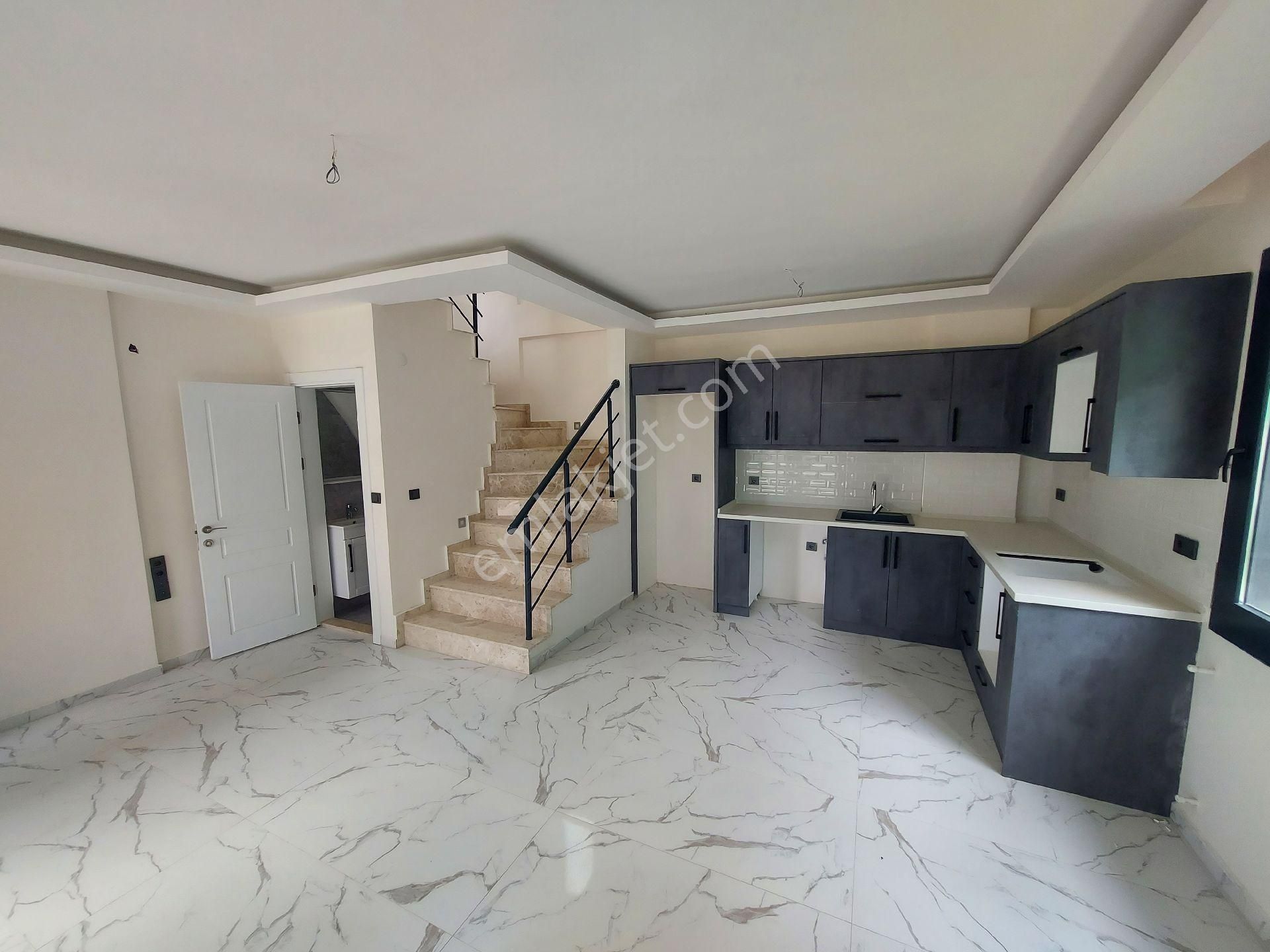 Seferihisar Ar Konutlarında Ebeveyn Banyolu Satılık Villa !!! - Görsel 8