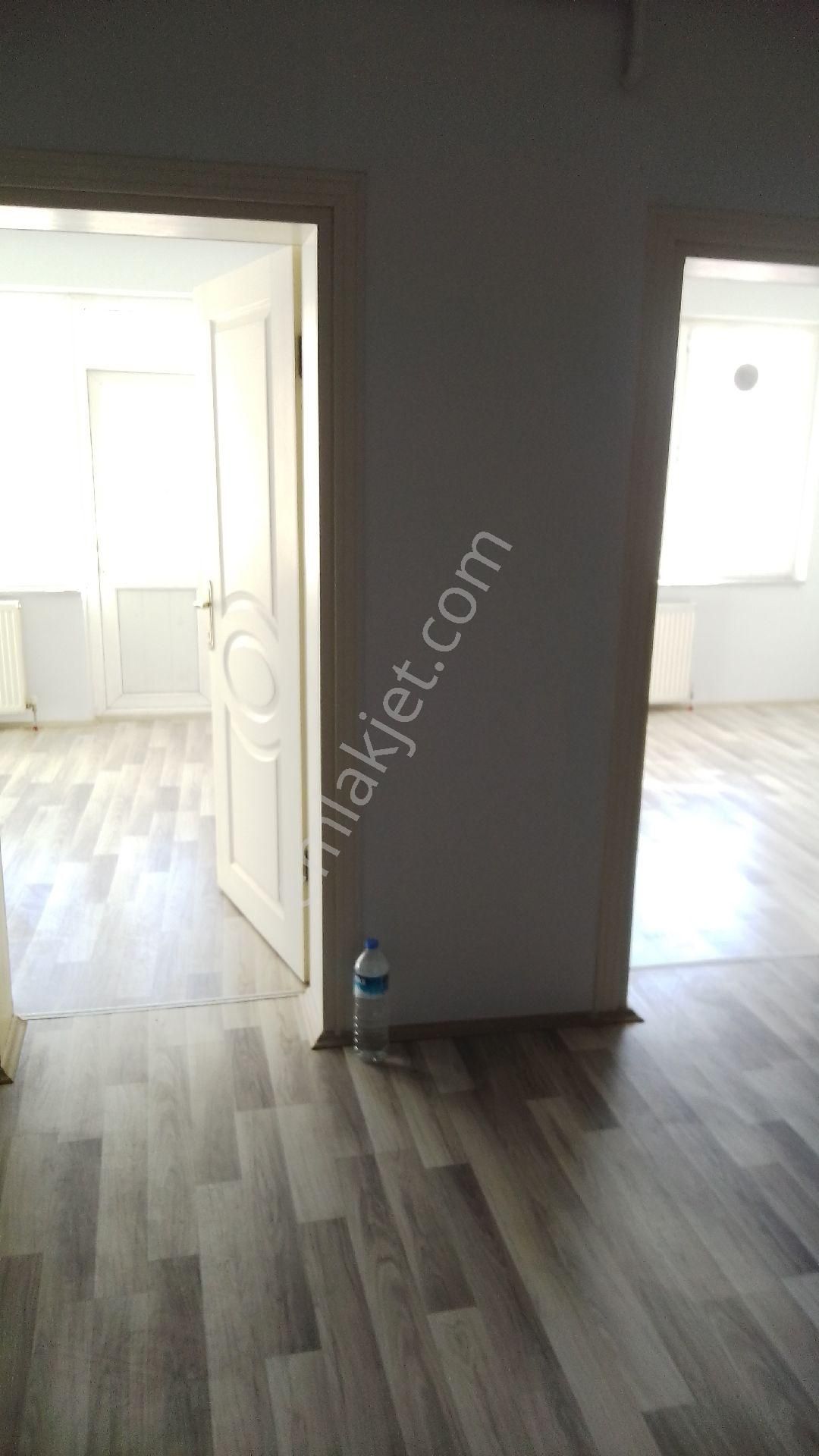 Bankalar Cad Satîlîk 2+1 Bûro - Görsel 6