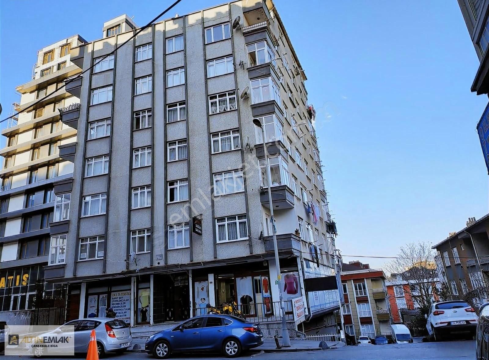 Cumhuriyet Mah. Dr Sadık Ahmet Cad. Satılık 2+1 Daire