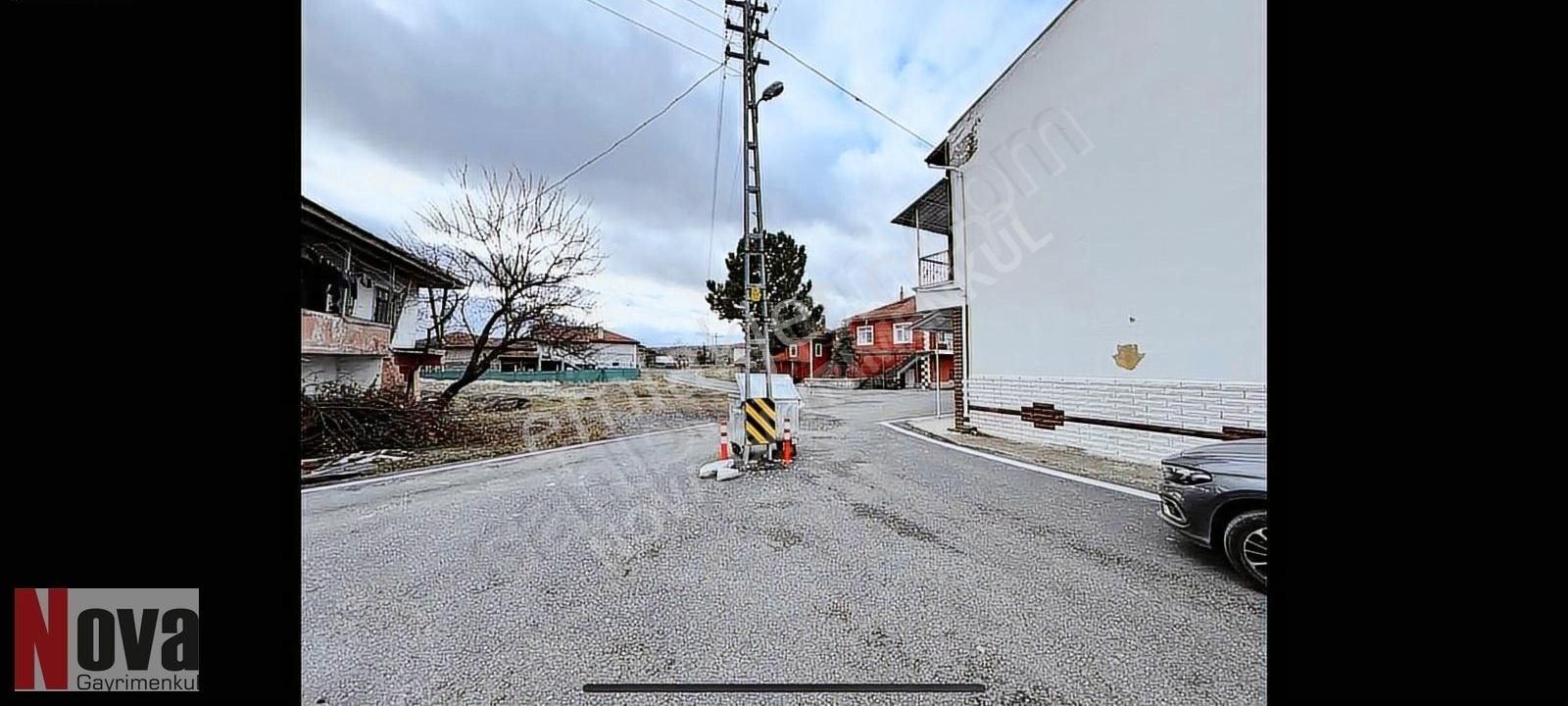 Nova'dan Yassıören Mah Köy İçi Konak Cepheli Parsel - Görsel 6