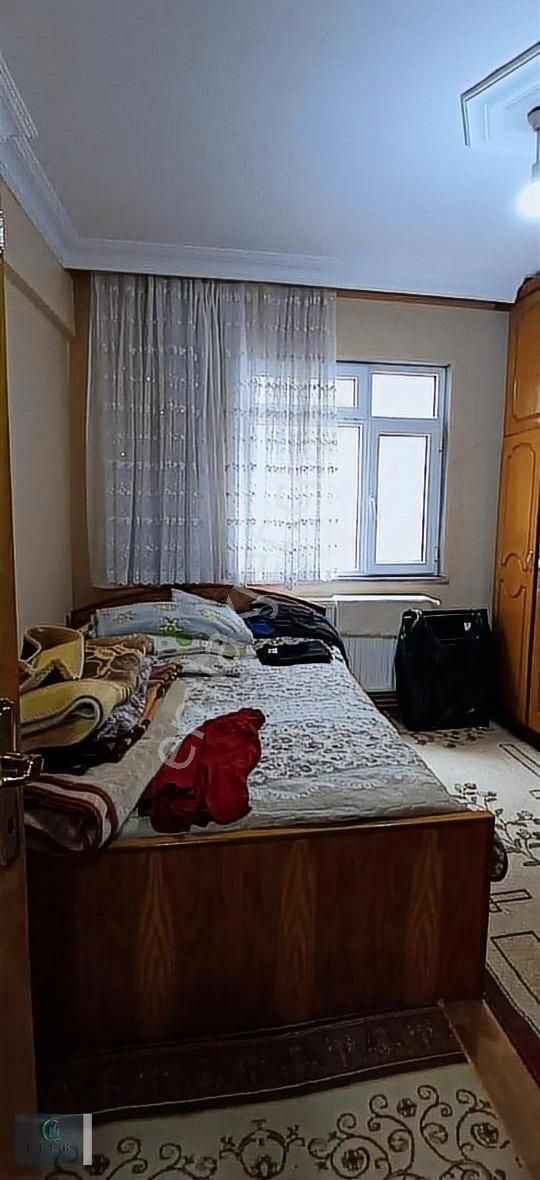 G.o.p. Karadeniz Mah De Satılık Ara Kat Daire Çelik Emlaktan - Görsel 4