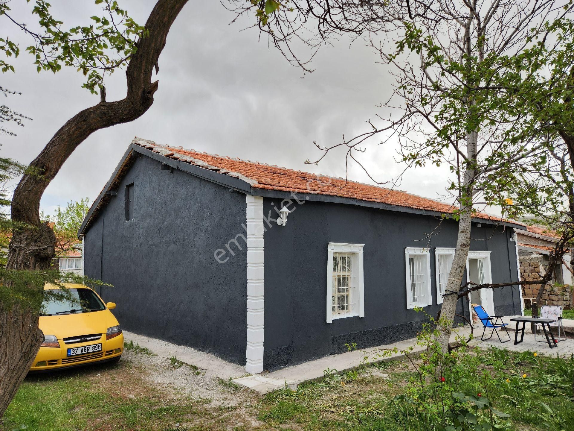 Bünyan Girişinde 600 M2 Arsalı 3+1 Mustakıl Ev