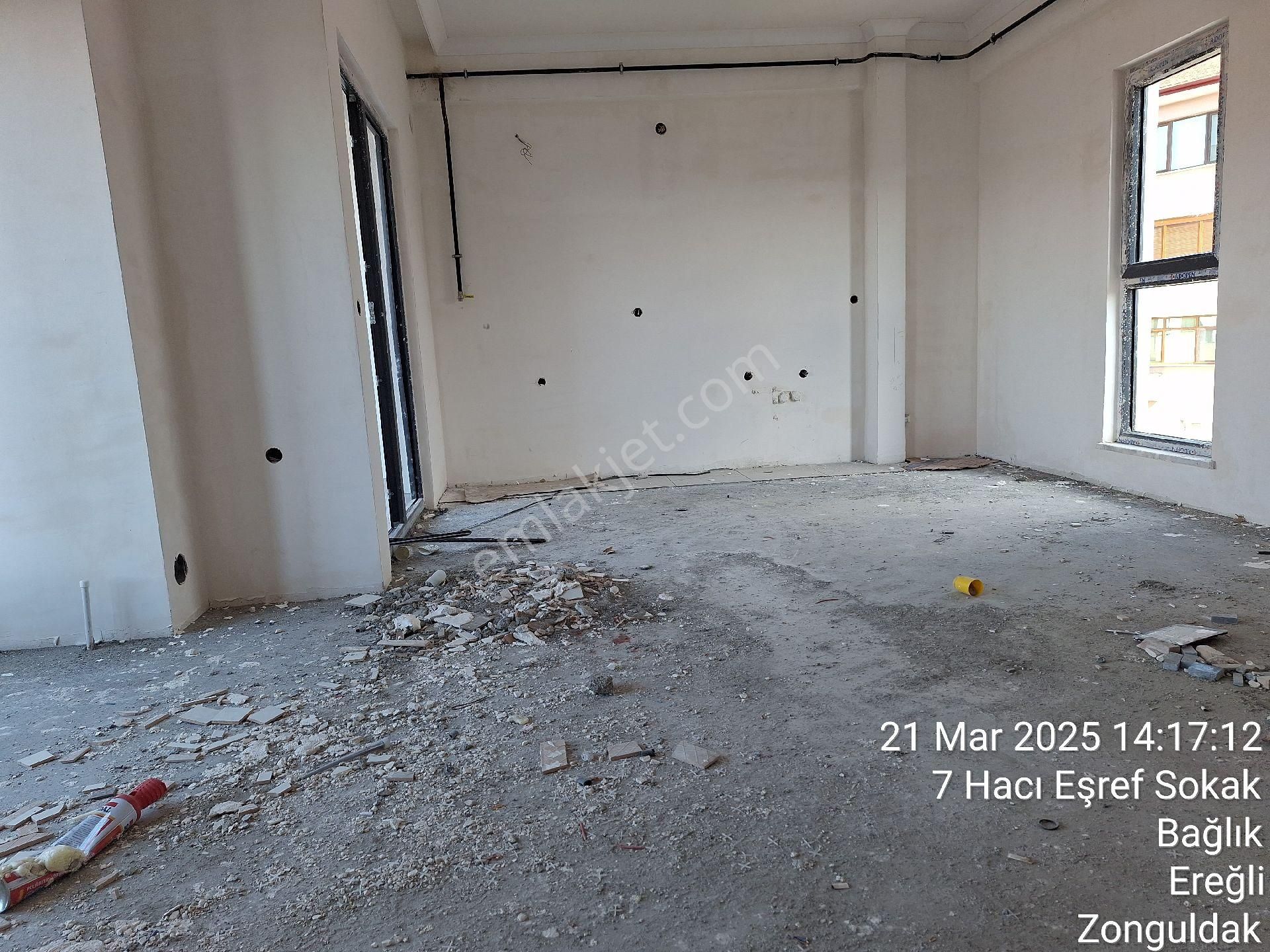 Kdz Ereğli Net Emlak Tan Şehir Merkezinde Şahane Deniz Manzaralı Satılık 1+1 Daire - Görsel 12