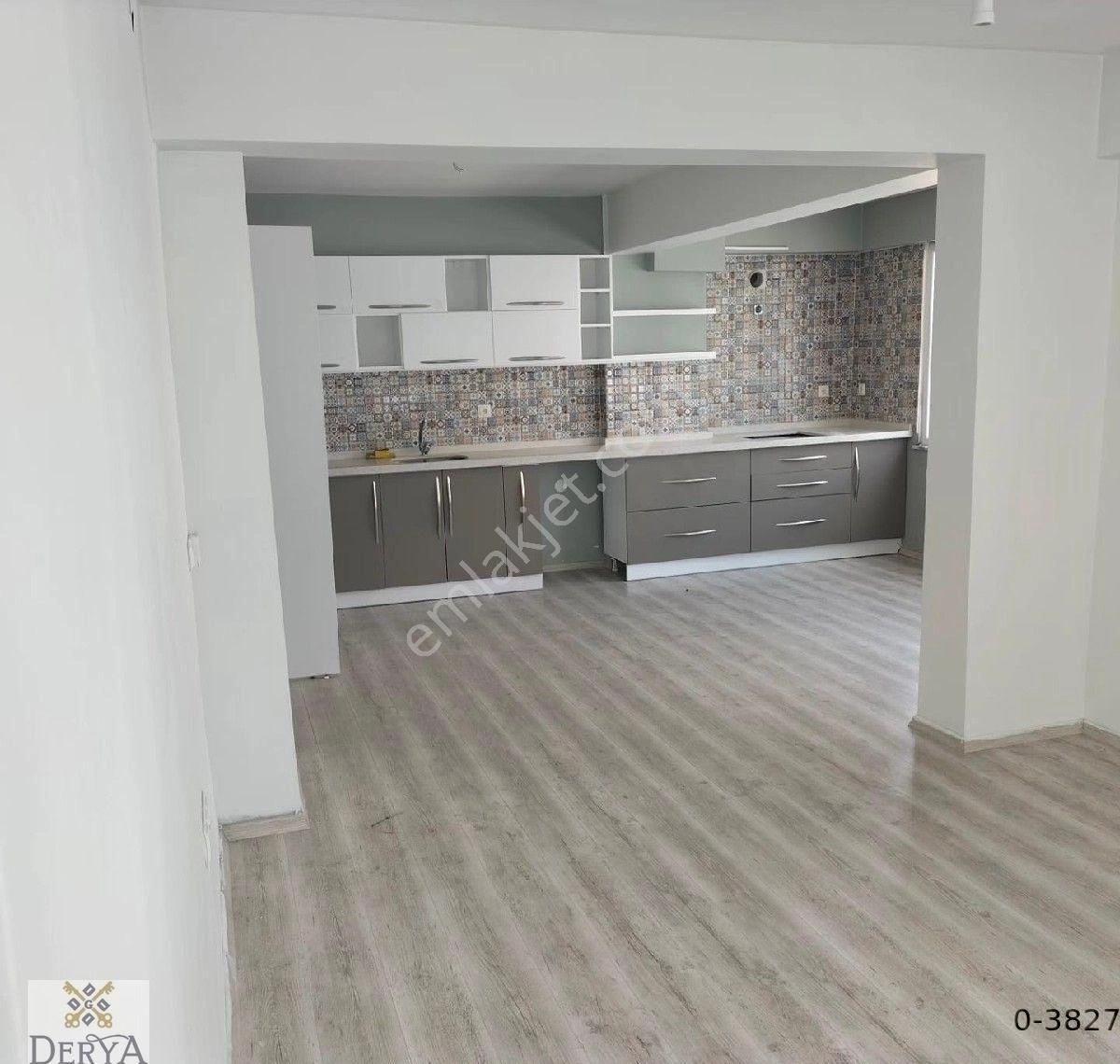 Akçay Dumanlıkent Sitesi'nde 4+1 Dubleks