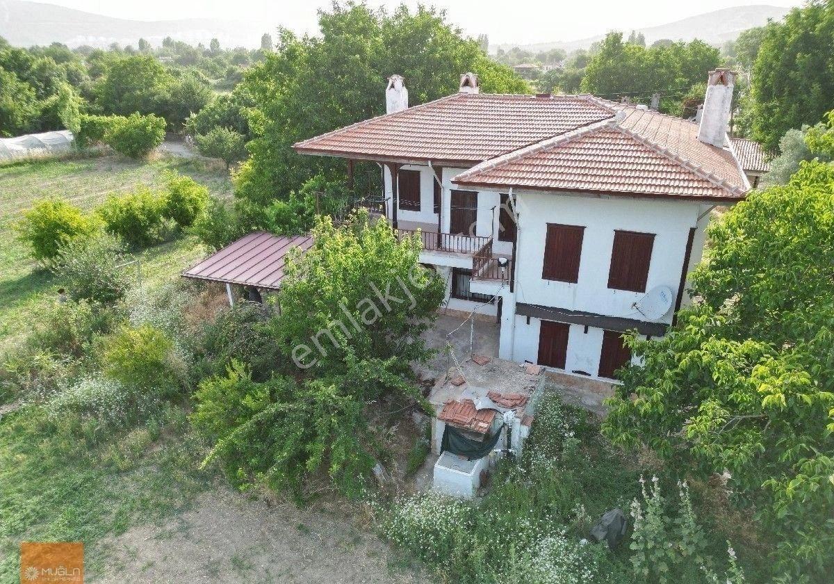 Muğla Emlak Merkezin'den Satılık Karabağlar Yaylasında Konak Ve Eklentileri - Görsel 4