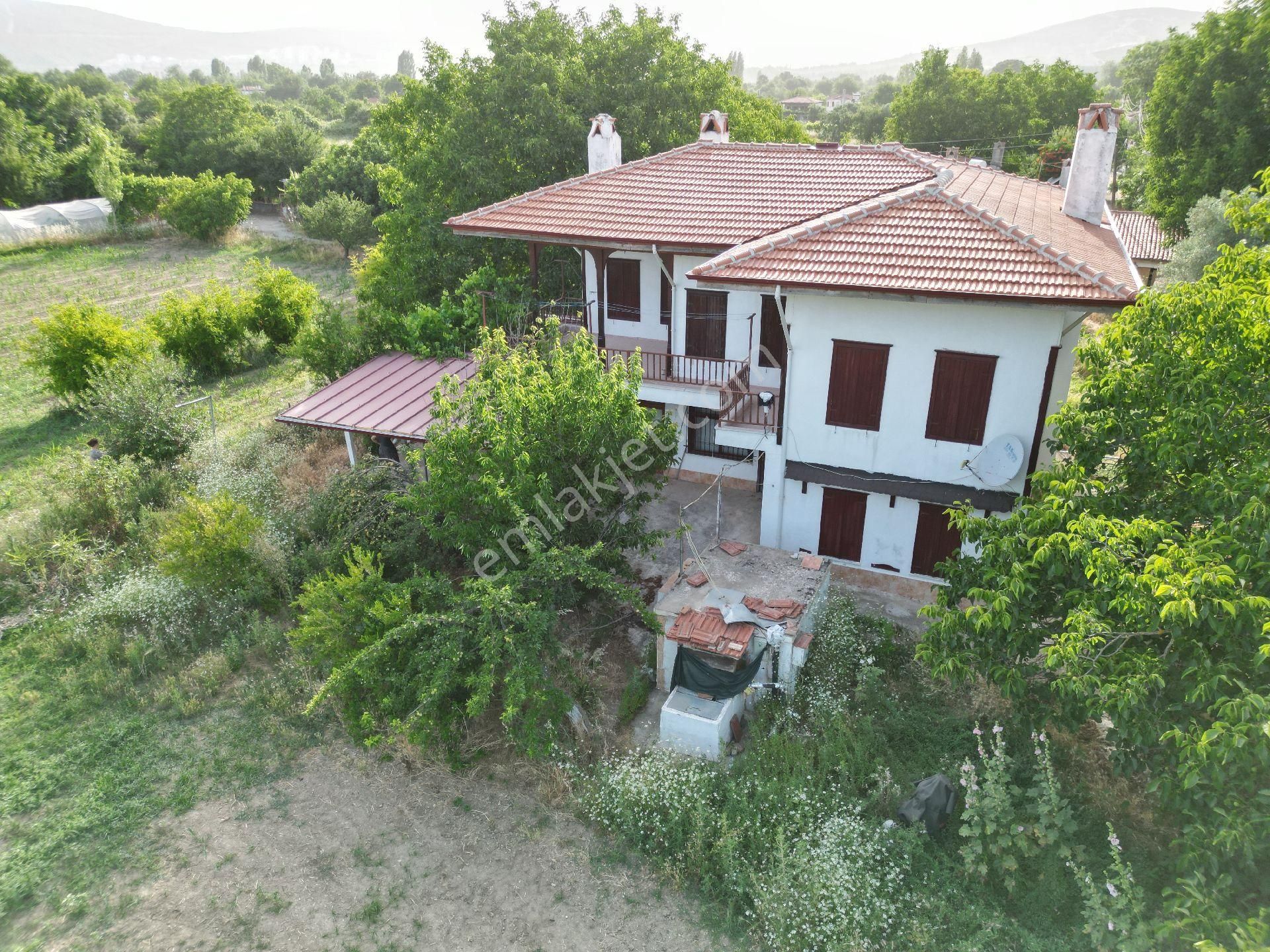 Muğla Emlak Merkezin'den Satılık Karabağlar Yaylasında Konak Ve Eklentileri - Görsel 33