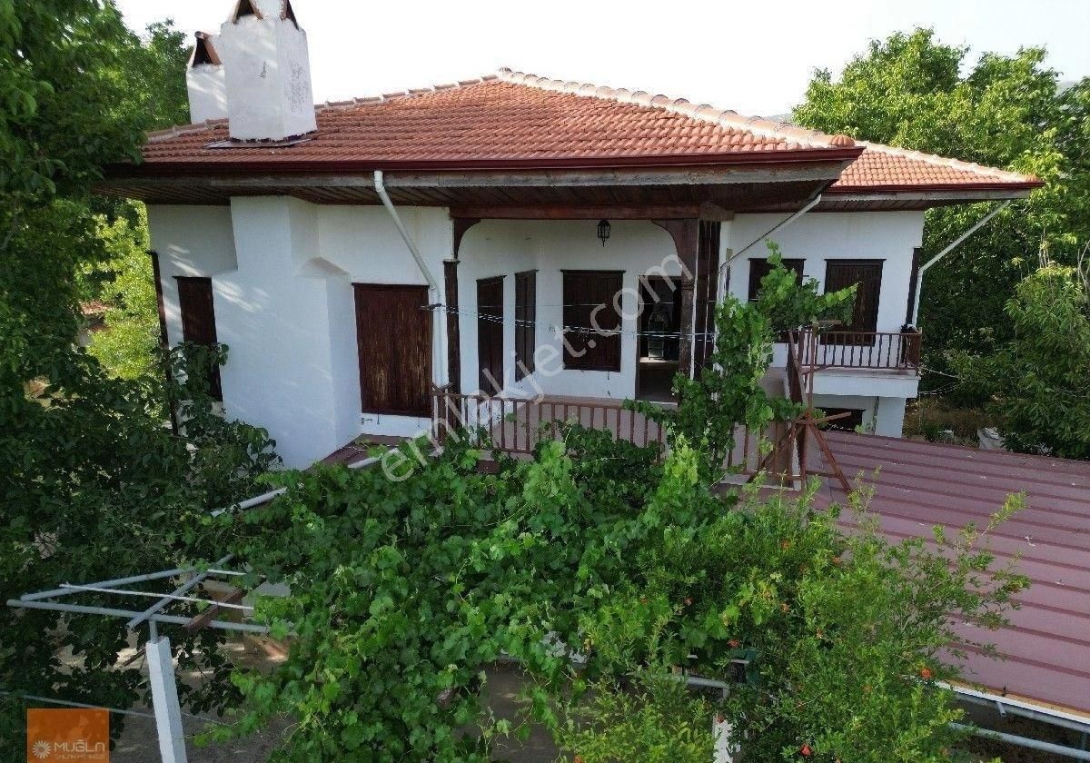 Muğla Emlak Merkezin'den Satılık Karabağlar Yaylasında Konak Ve Eklentileri - Görsel 20